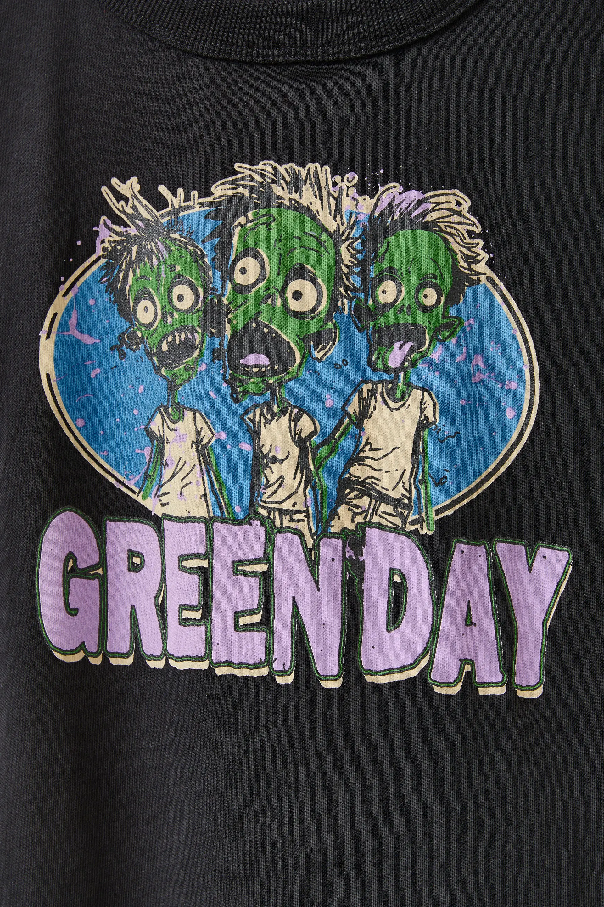 30488-licensed-drop-shoulder-short-sleeve-tee-lcn-wmg-black-green-day-1.jpg