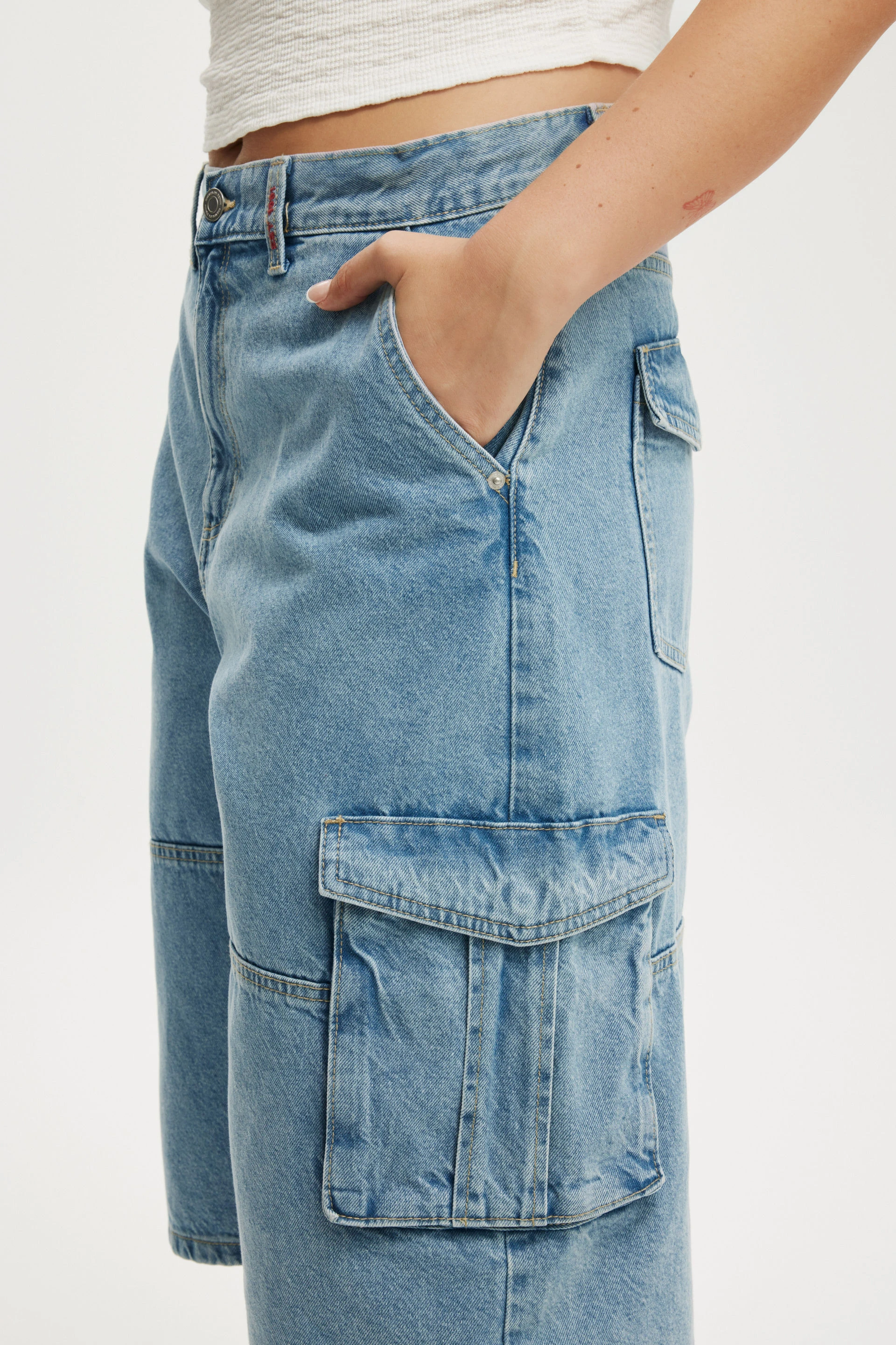 3266-91-baggy-denim-jort-cleanwater-blue-cargo-1.jpg