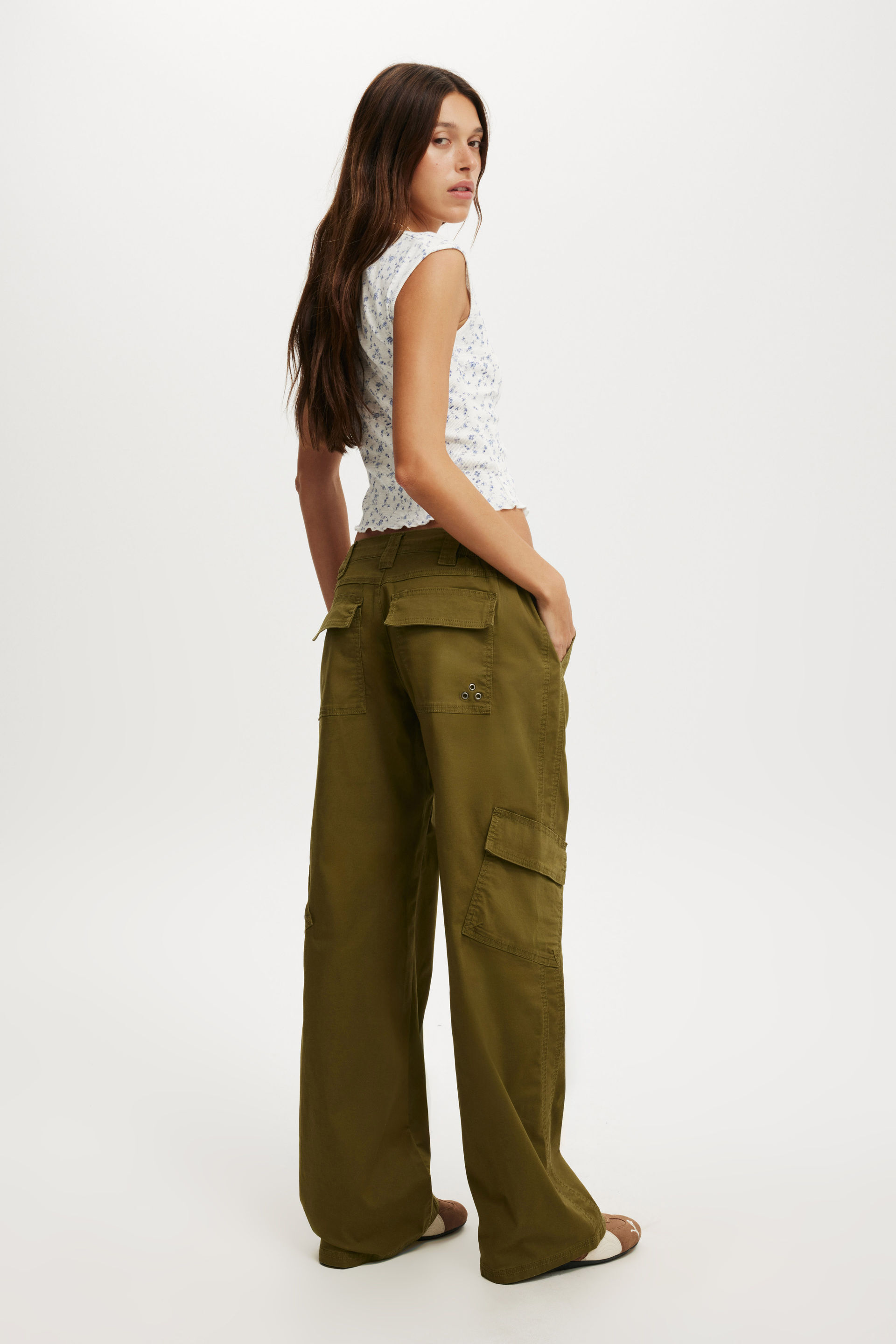 3641-low-rise-cargo-pant-khaki-1.jpg