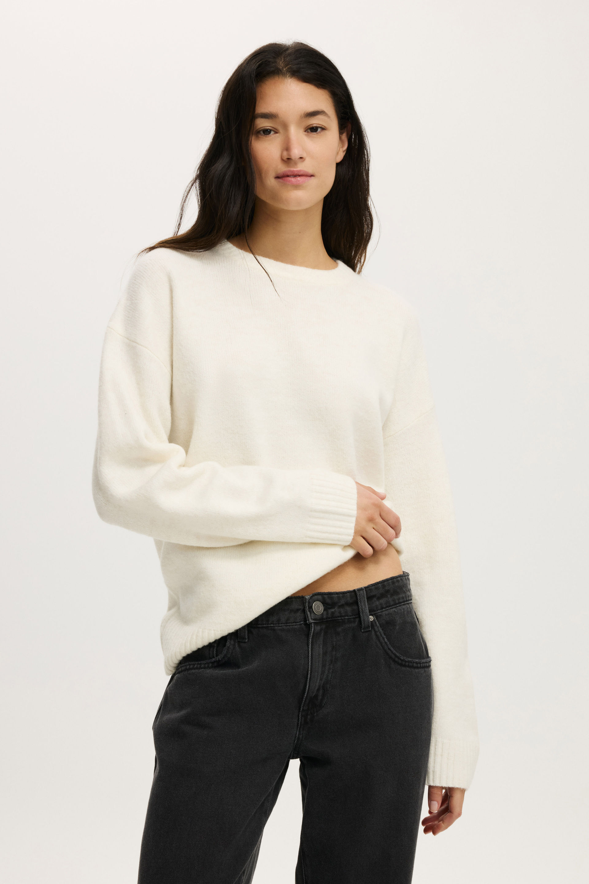 4284-luxe-crew-sweater-porcelain-1.jpg