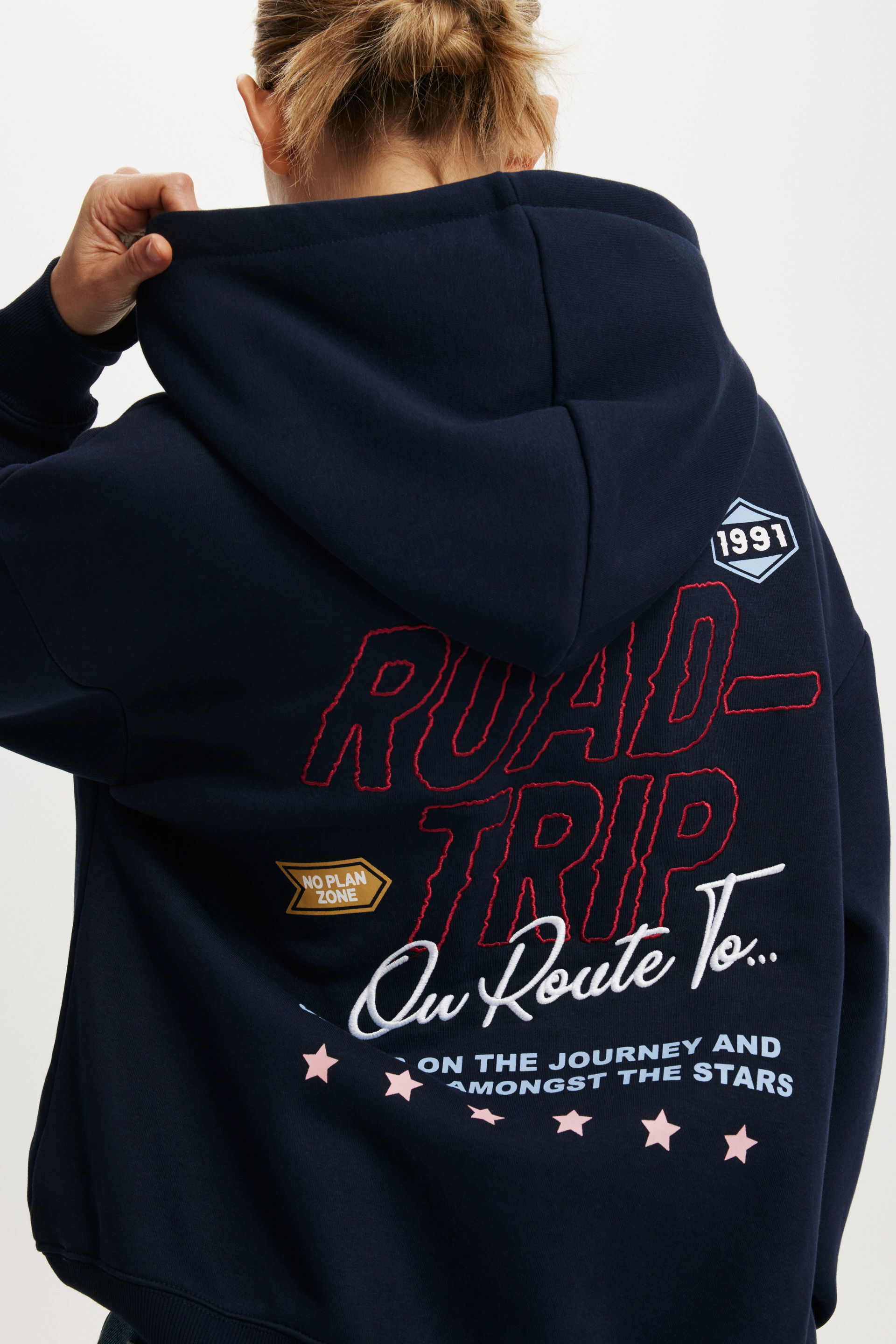 4461-premium-oversized-graphic-hoodie-roadtrip-on-route-to-total-eclipse-1.jpg