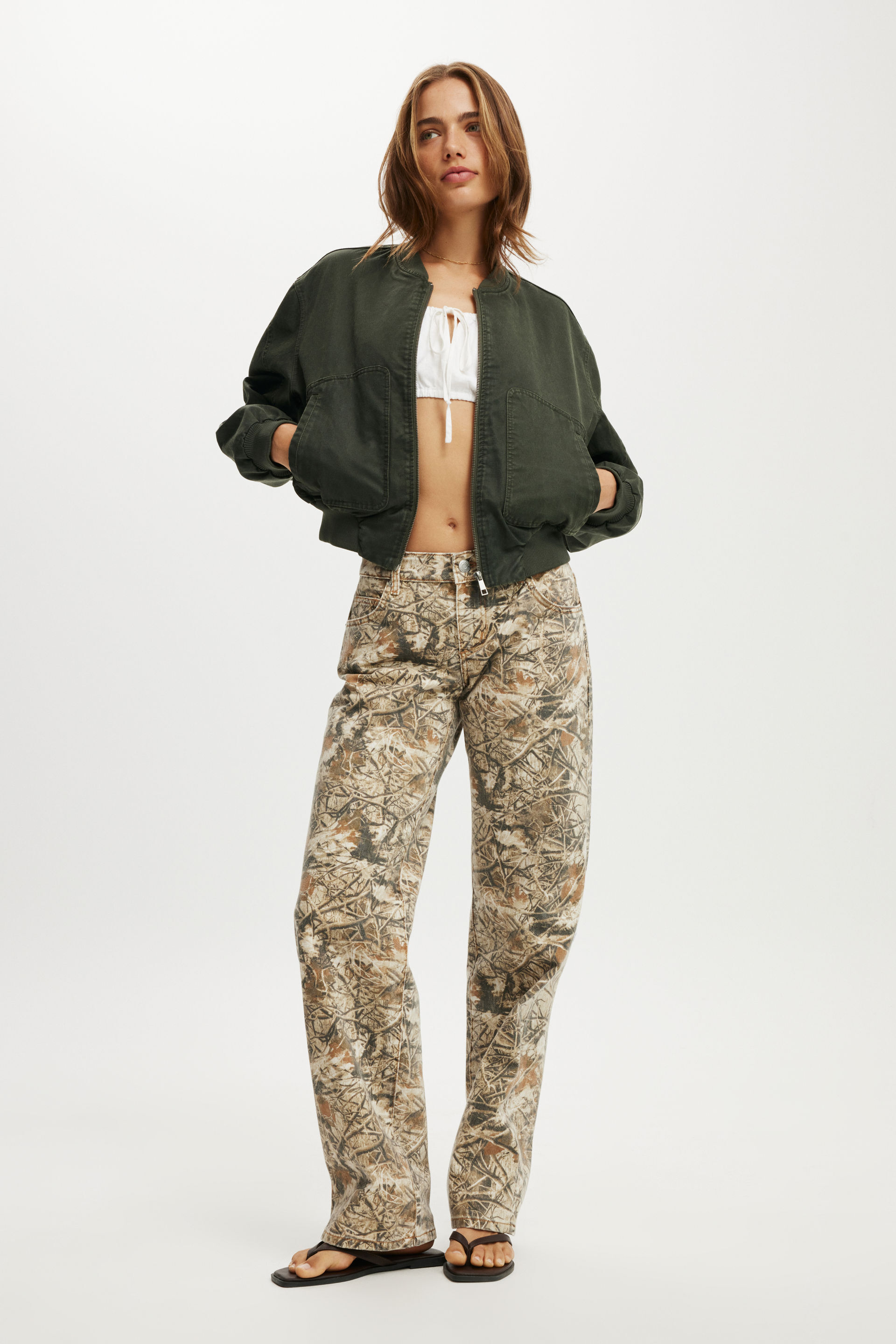 Low Rise Straight Jean camo
