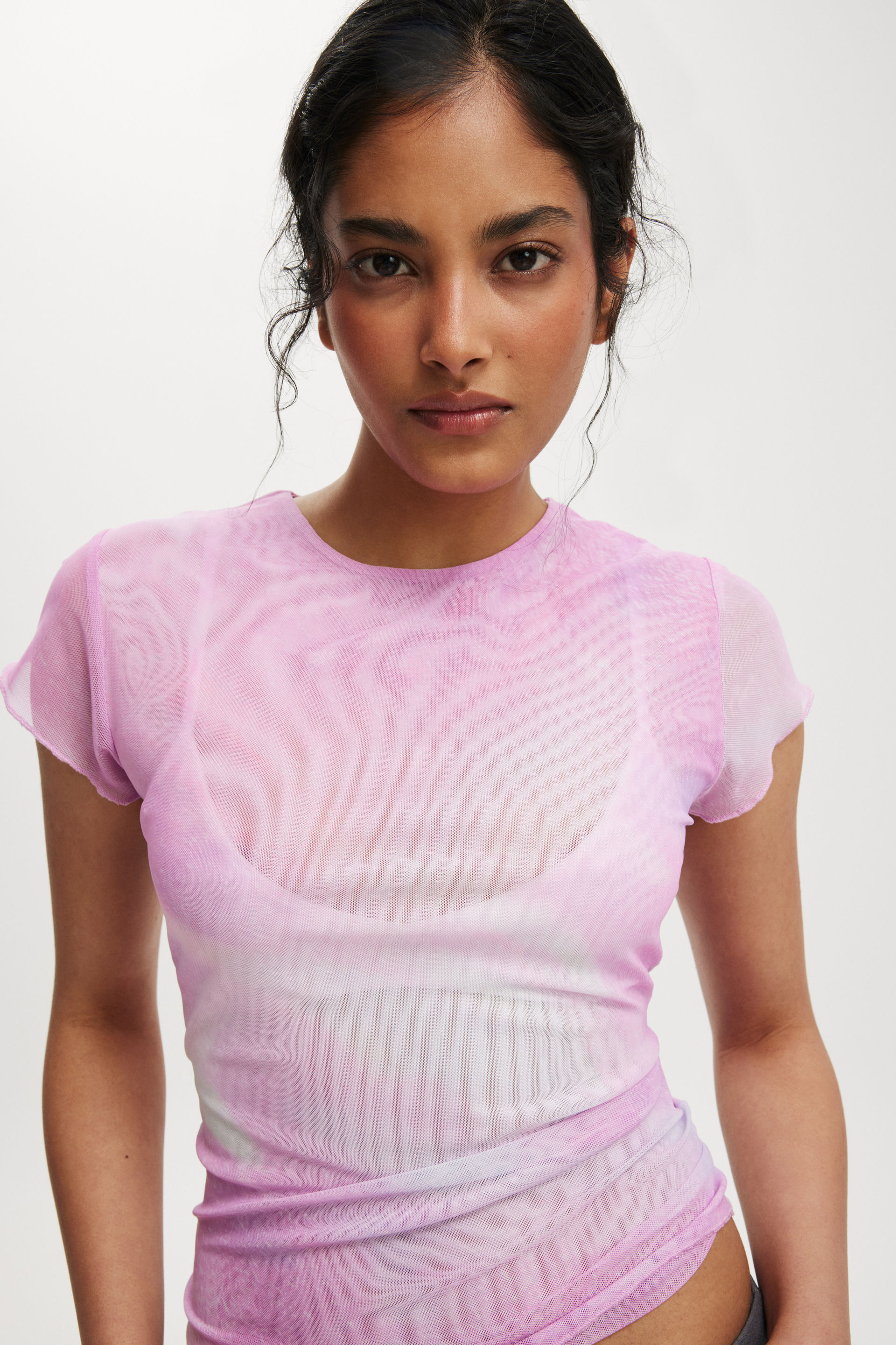 4725-ashley-mesh-short-sleeve-top-mirra-pink-blurred-1.jpg
