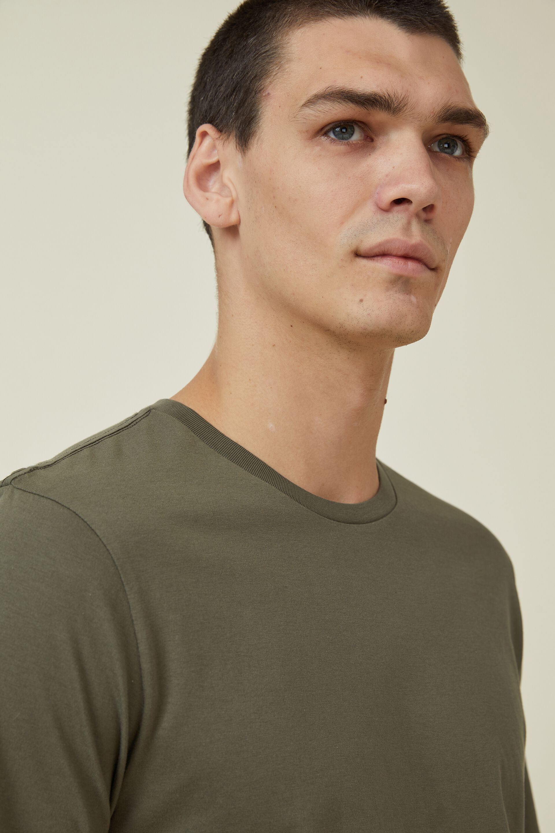 4922-organic-longline-t-shirt-military-1.jpg