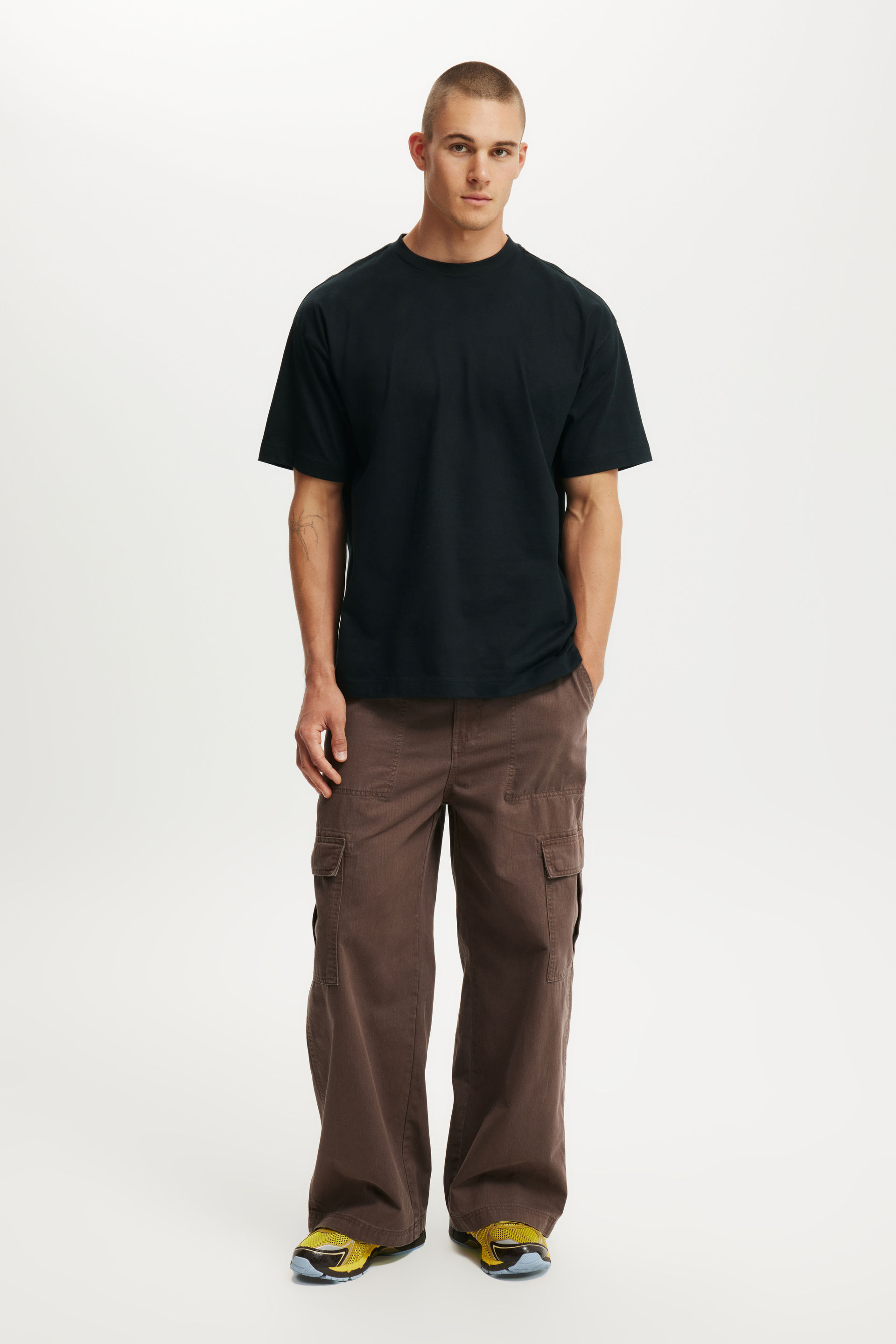 Box Fit T-Shirt black