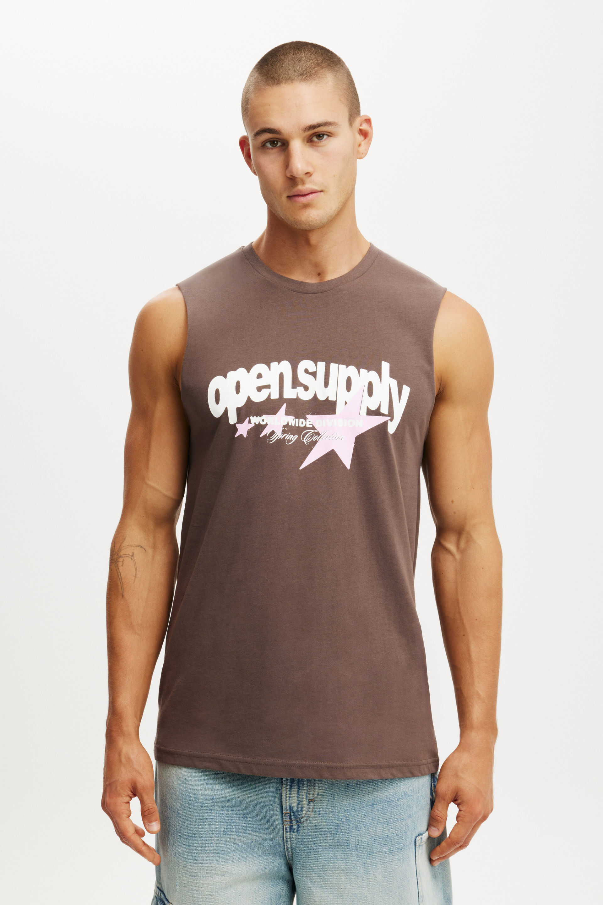 Graphic Muscle washed chocolate/open supply