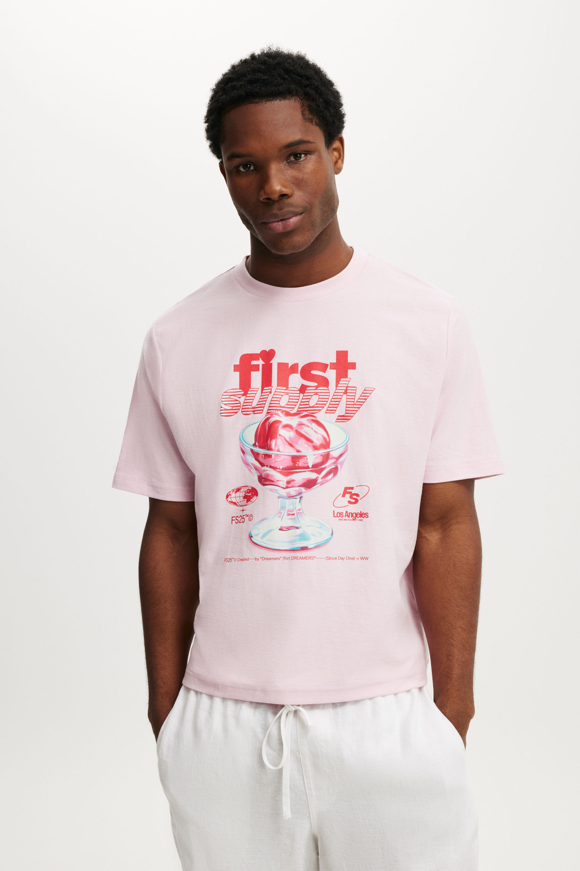 5416-cropped-fit-graphic-t-shirt-corsage-first-supply-1.jpg