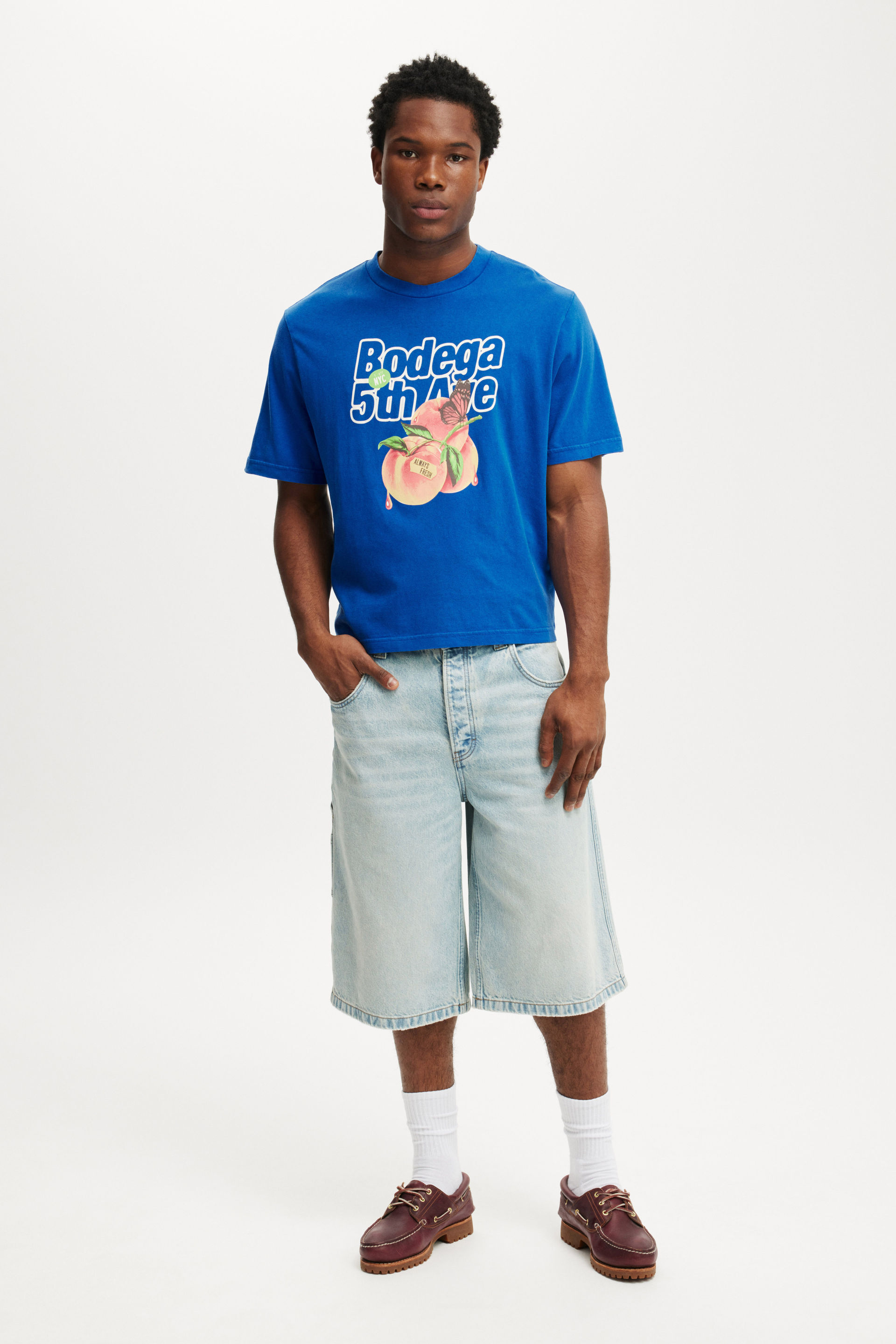 5432-cropped-fit-graphic-t-shirt-royal-blue-5th-ave-1.jpg