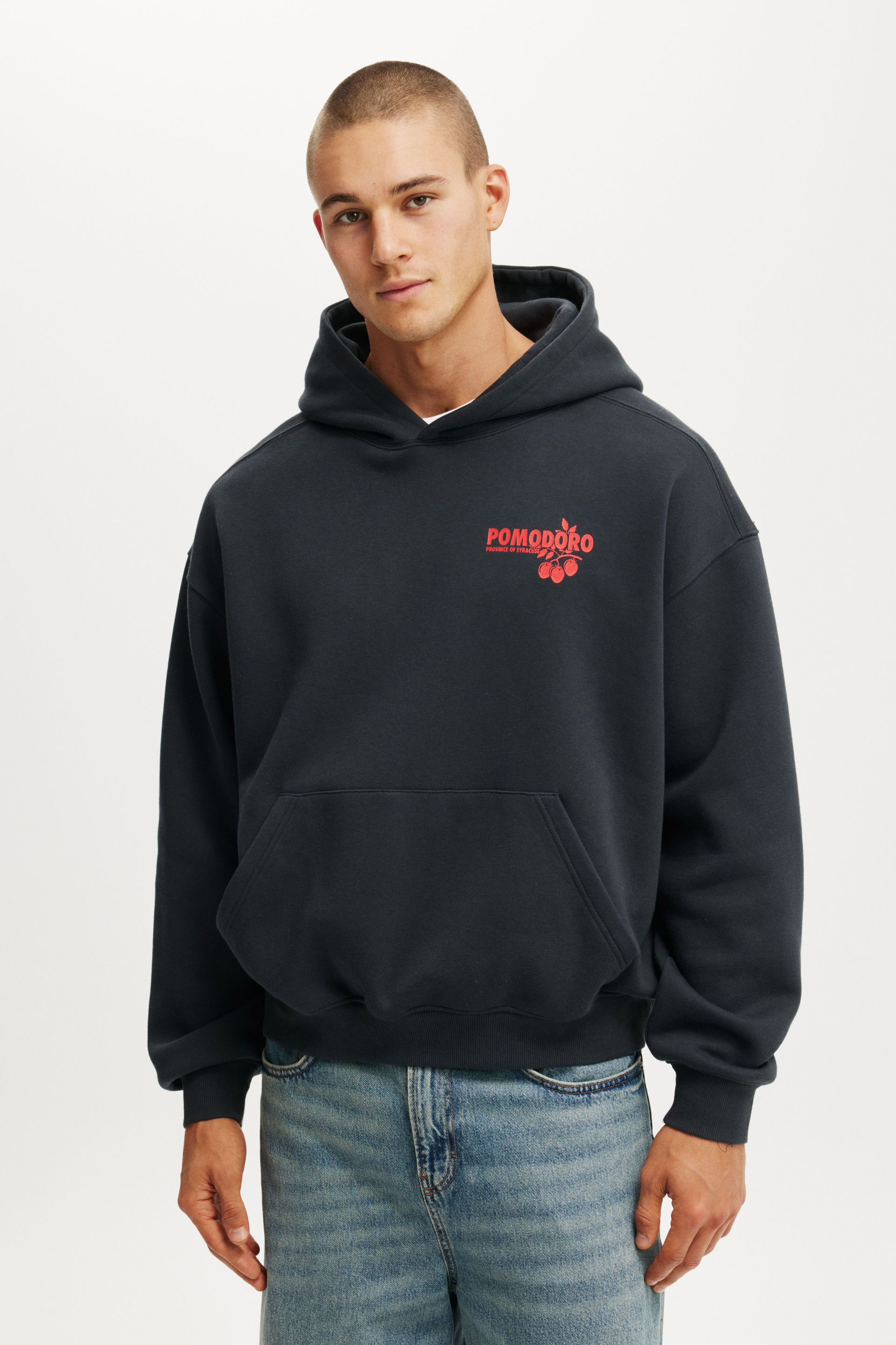 Box Fit Graphic Hoodie washed black / pomodoro