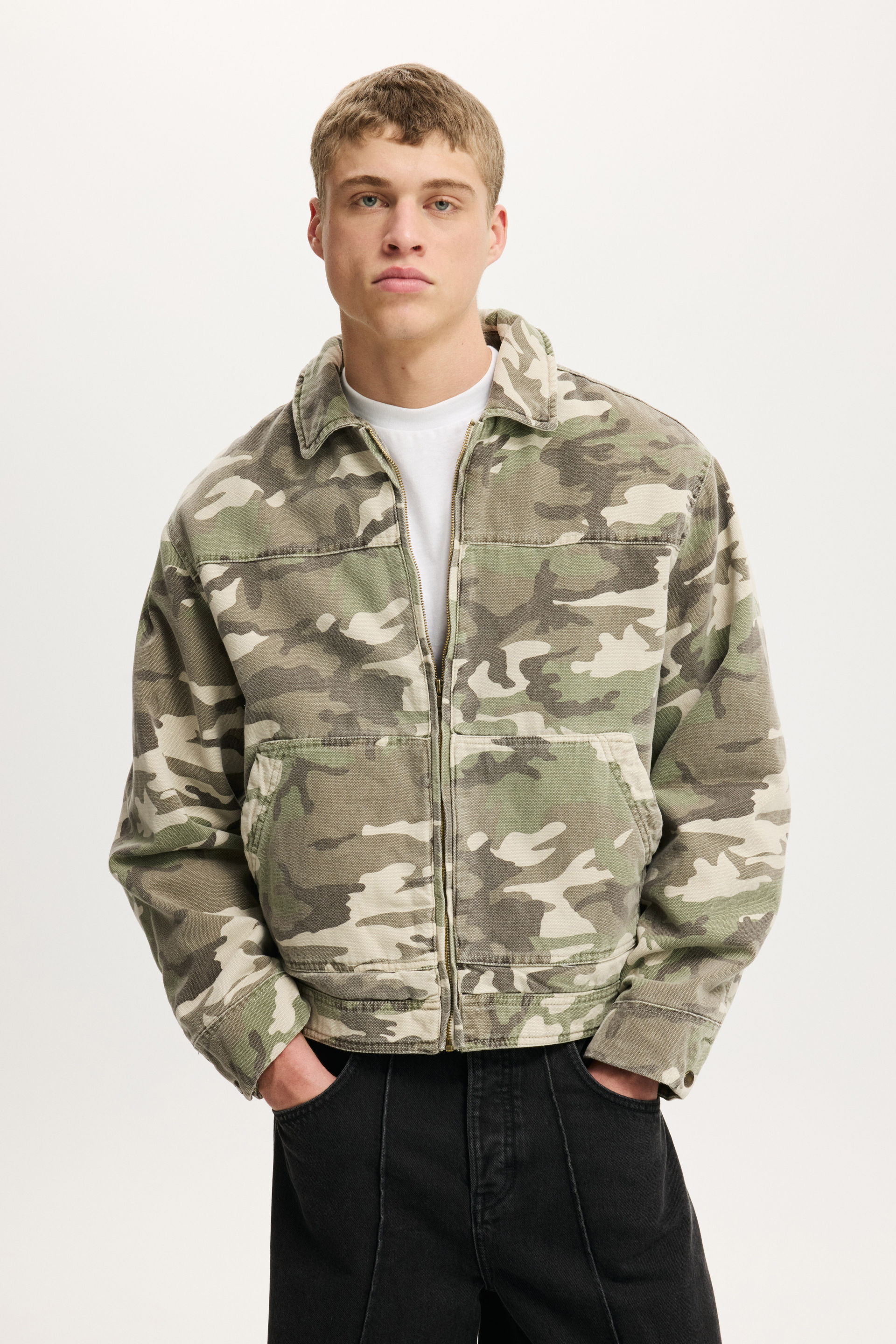 Cropped Worker Jacket desert camo 1 5709-cropped-worker-jacket-desert-camo-1.jpg