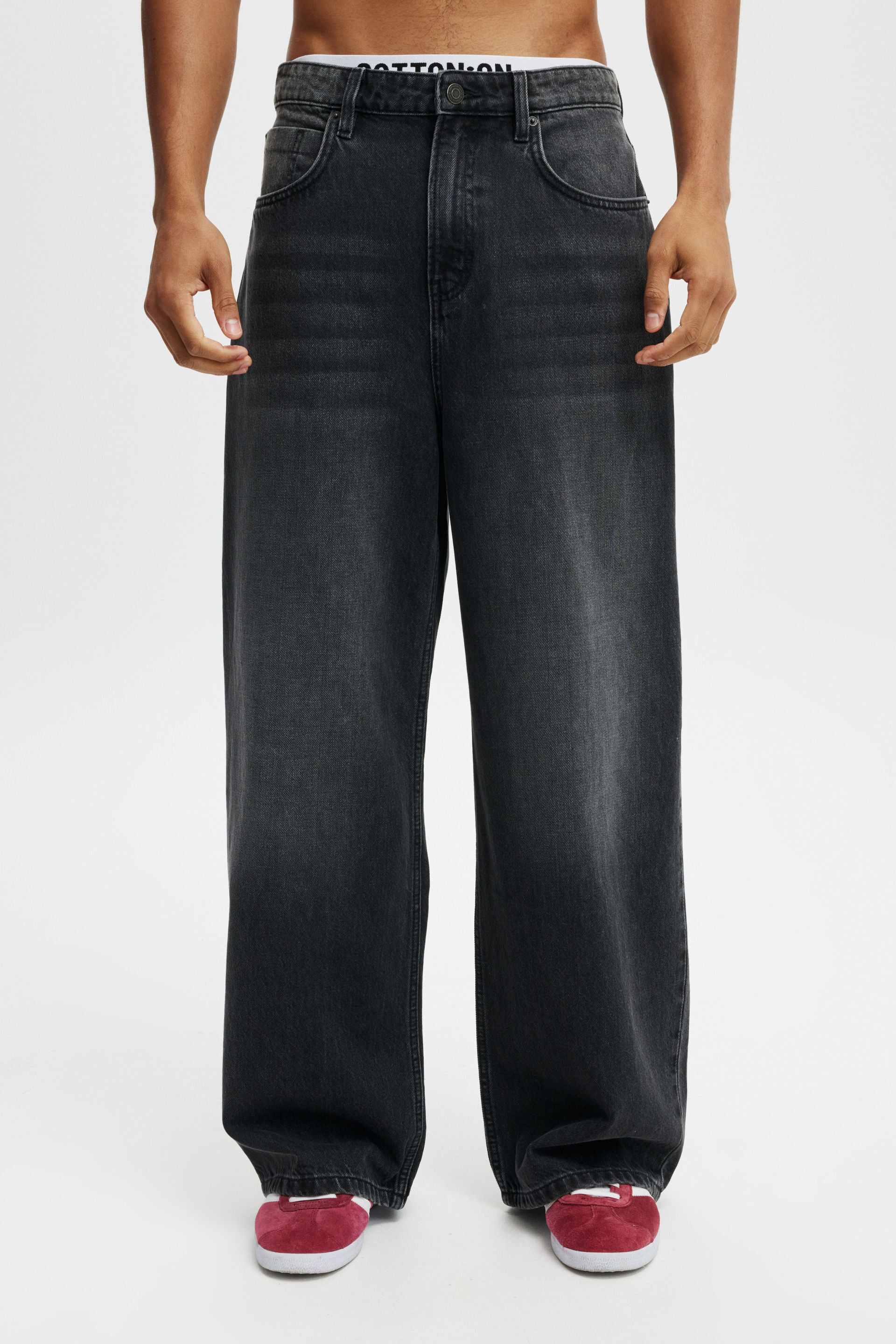 5714-super-baggy-jean-y2k-washed-black-1.jpg
