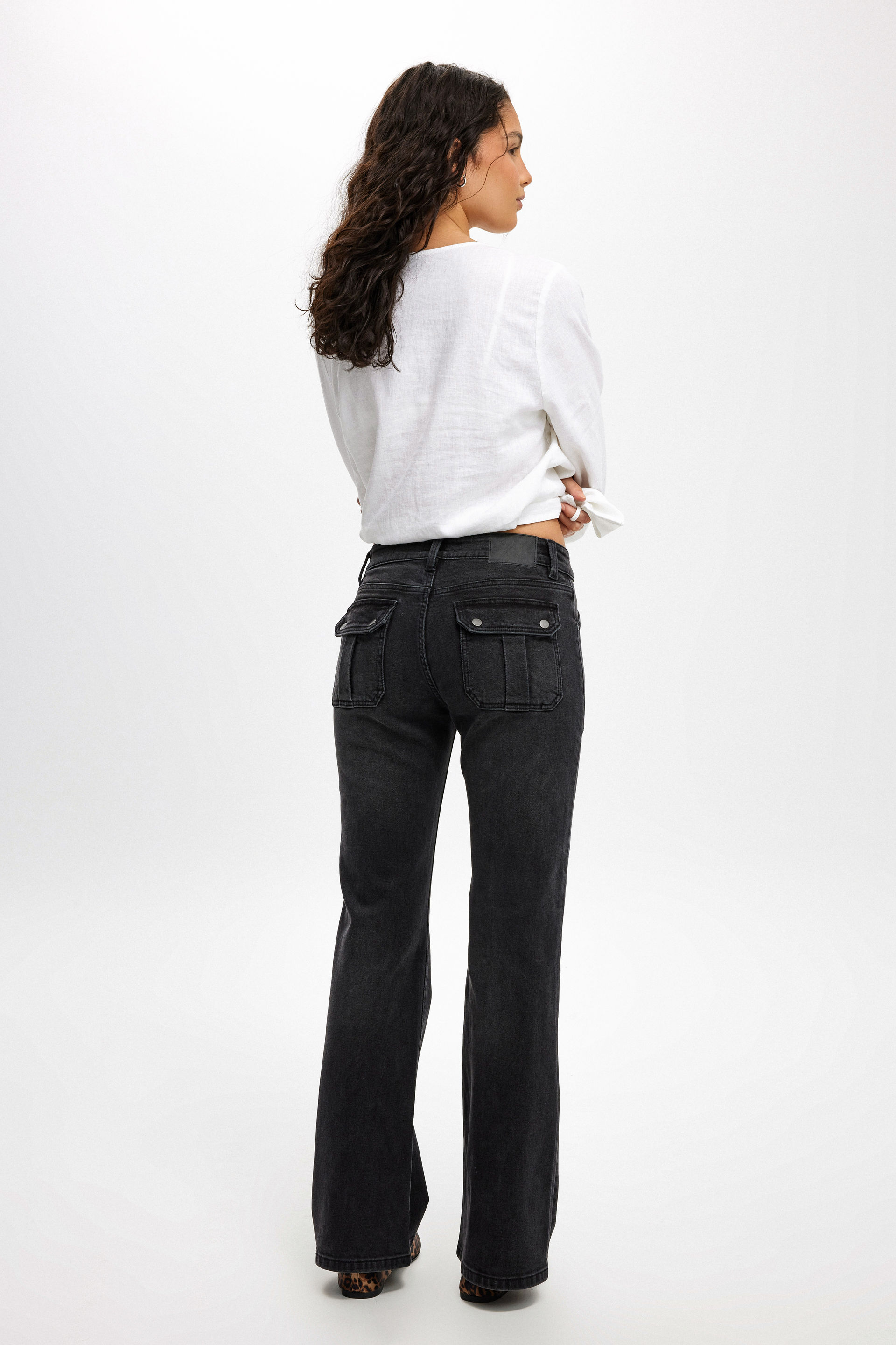 585-stretch-bootcut-flare-jean-black-pepper-utility-1.jpg