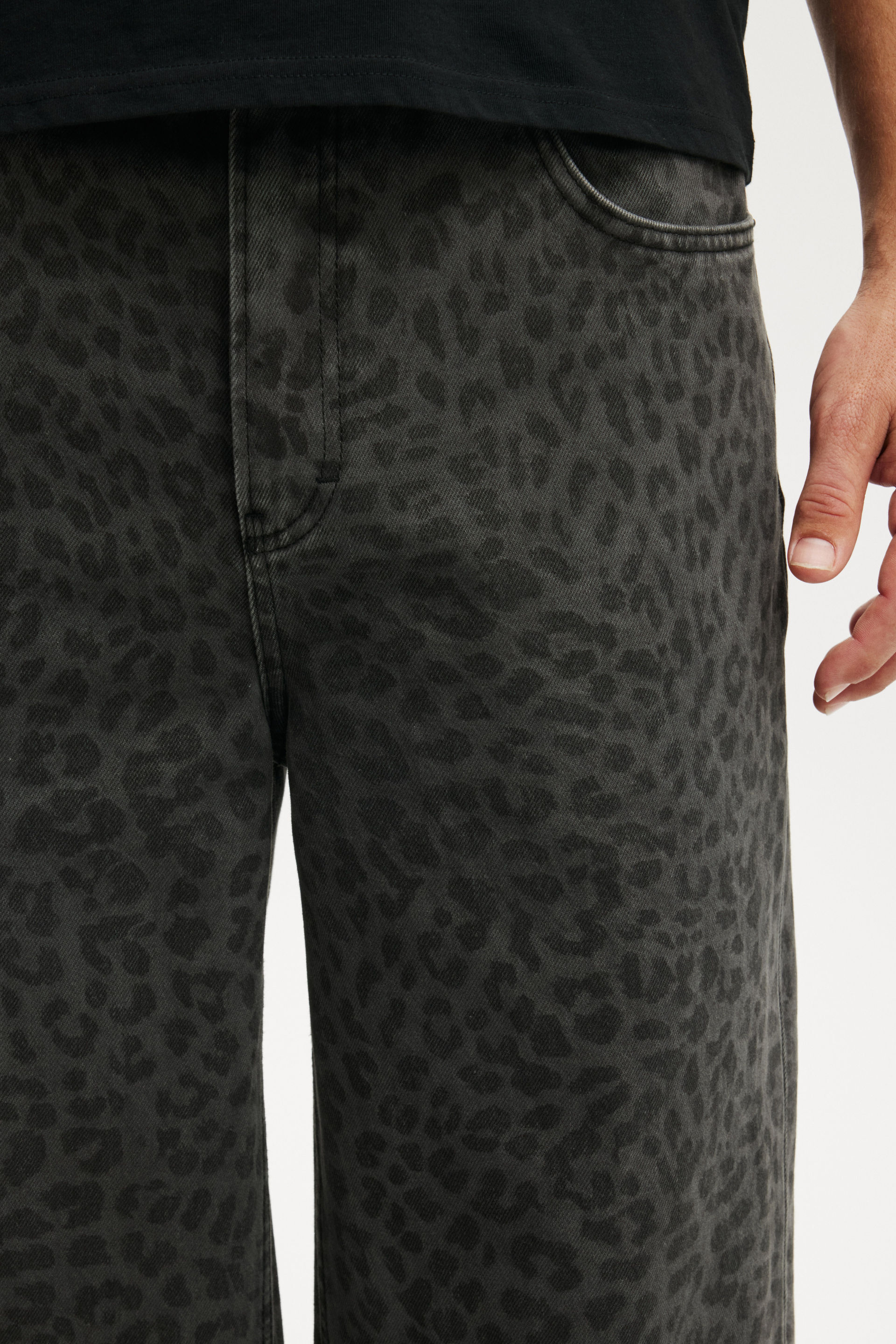 5918-super-baggy-jean-textured-leopard-overdye-1.jpg