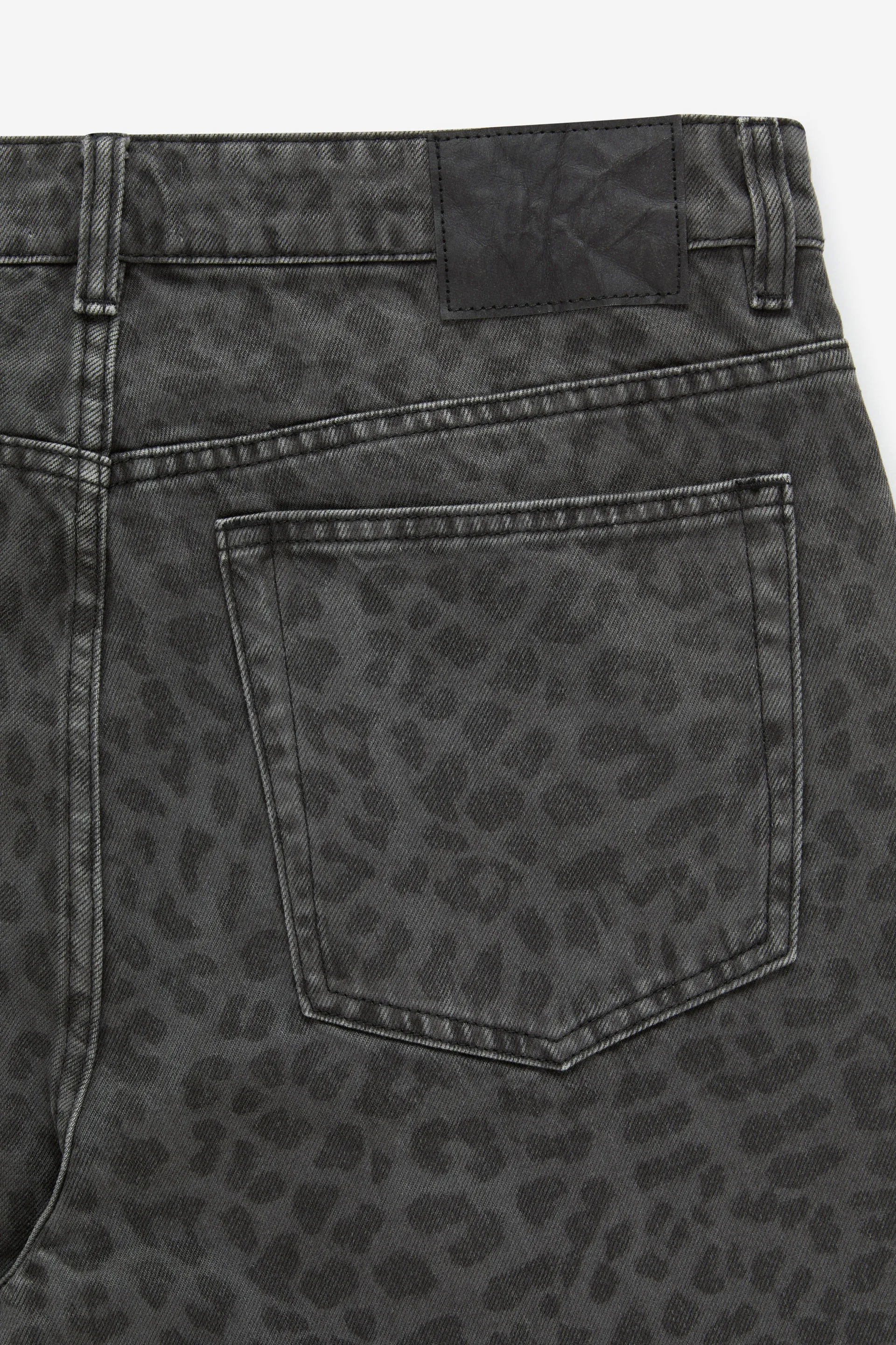 5918-super-baggy-jean-textured-leopard-overdye-1.jpg