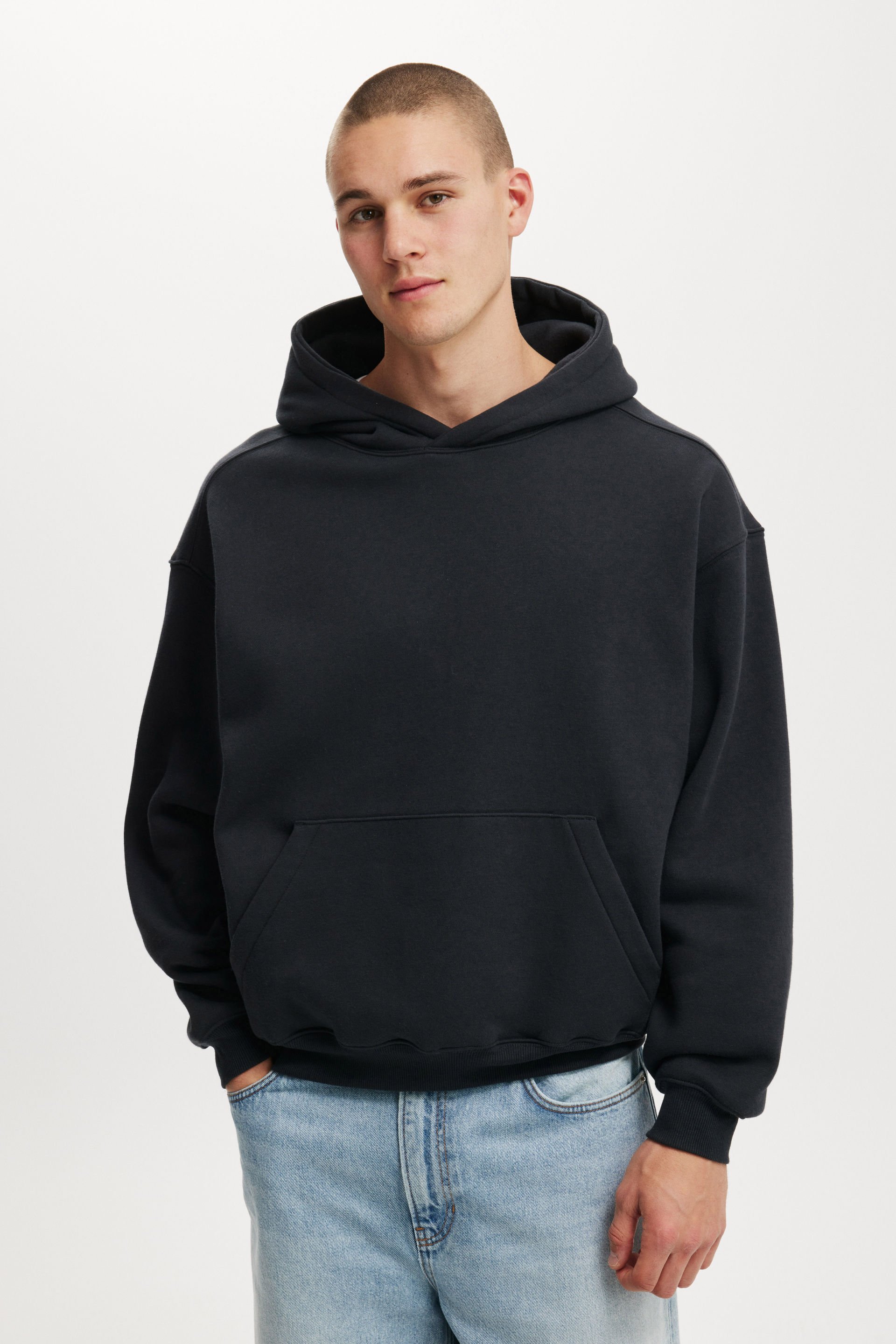 Box Fit Hoodie washed black