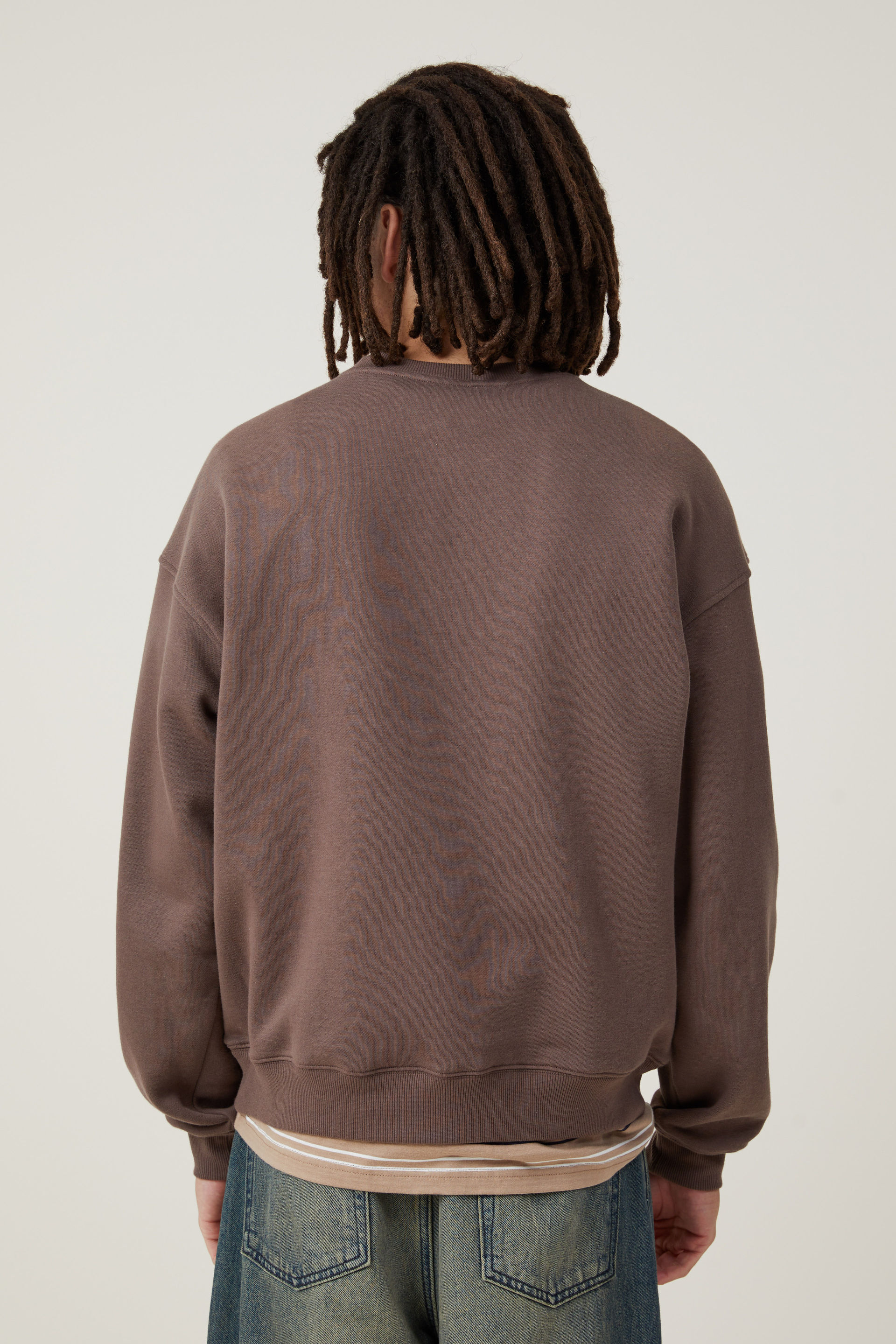 6015-box-fit-crew-sweater-washed-chocolate-1.jpg