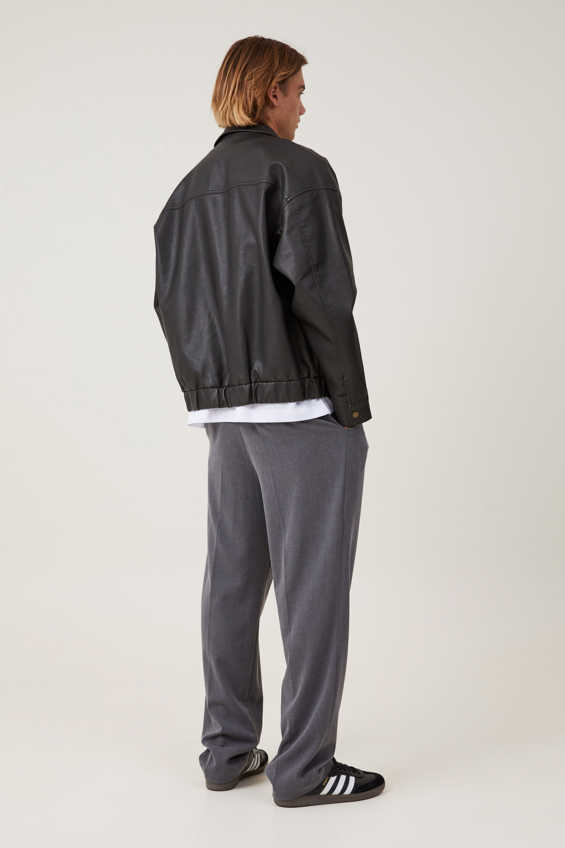 6076-relaxed-pleated-pant-charcoal-1.jpg