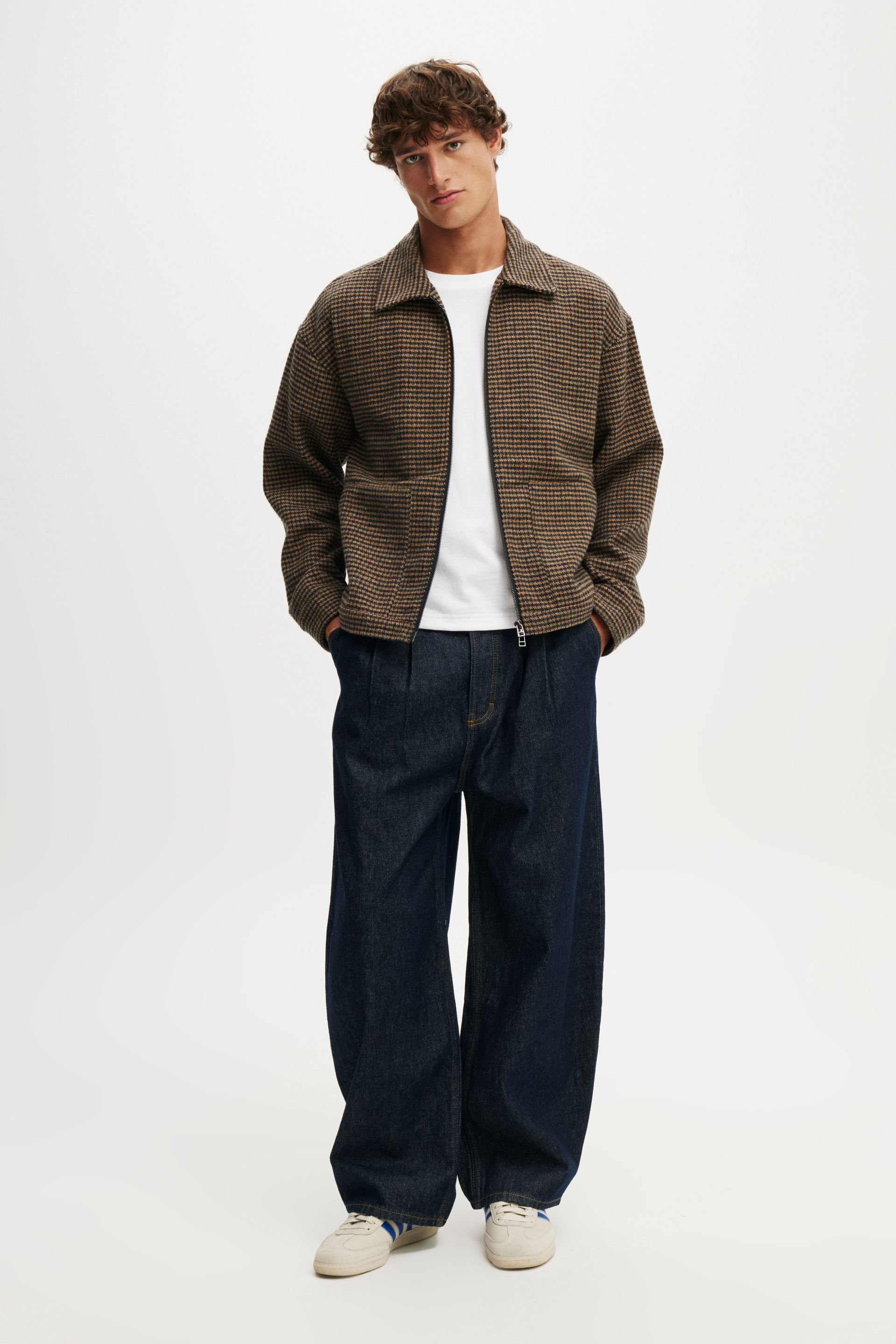 6130-harrington-jacket-houndstooth-check-1.webp