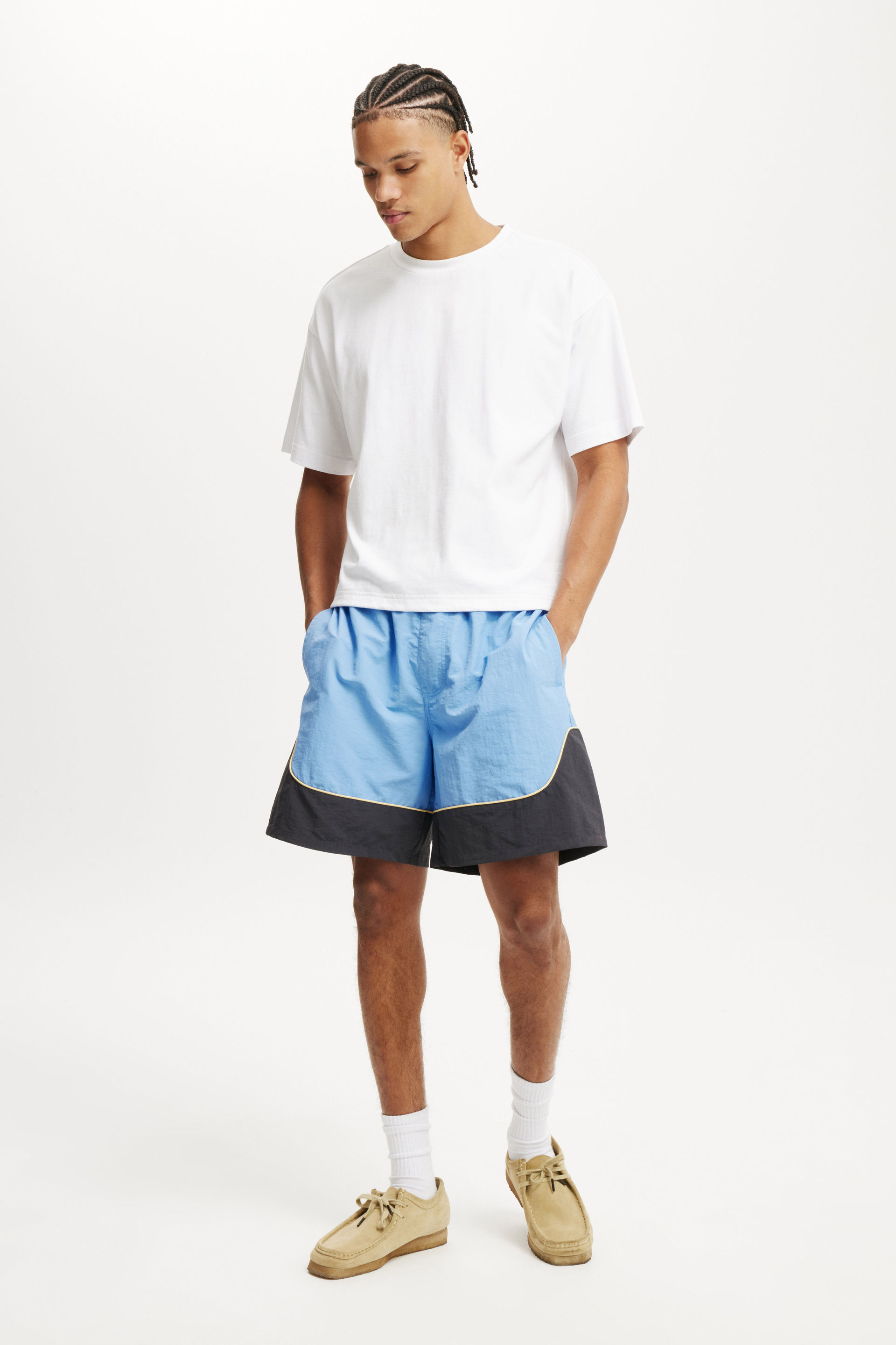 All Purpose Short soft blue / black panel