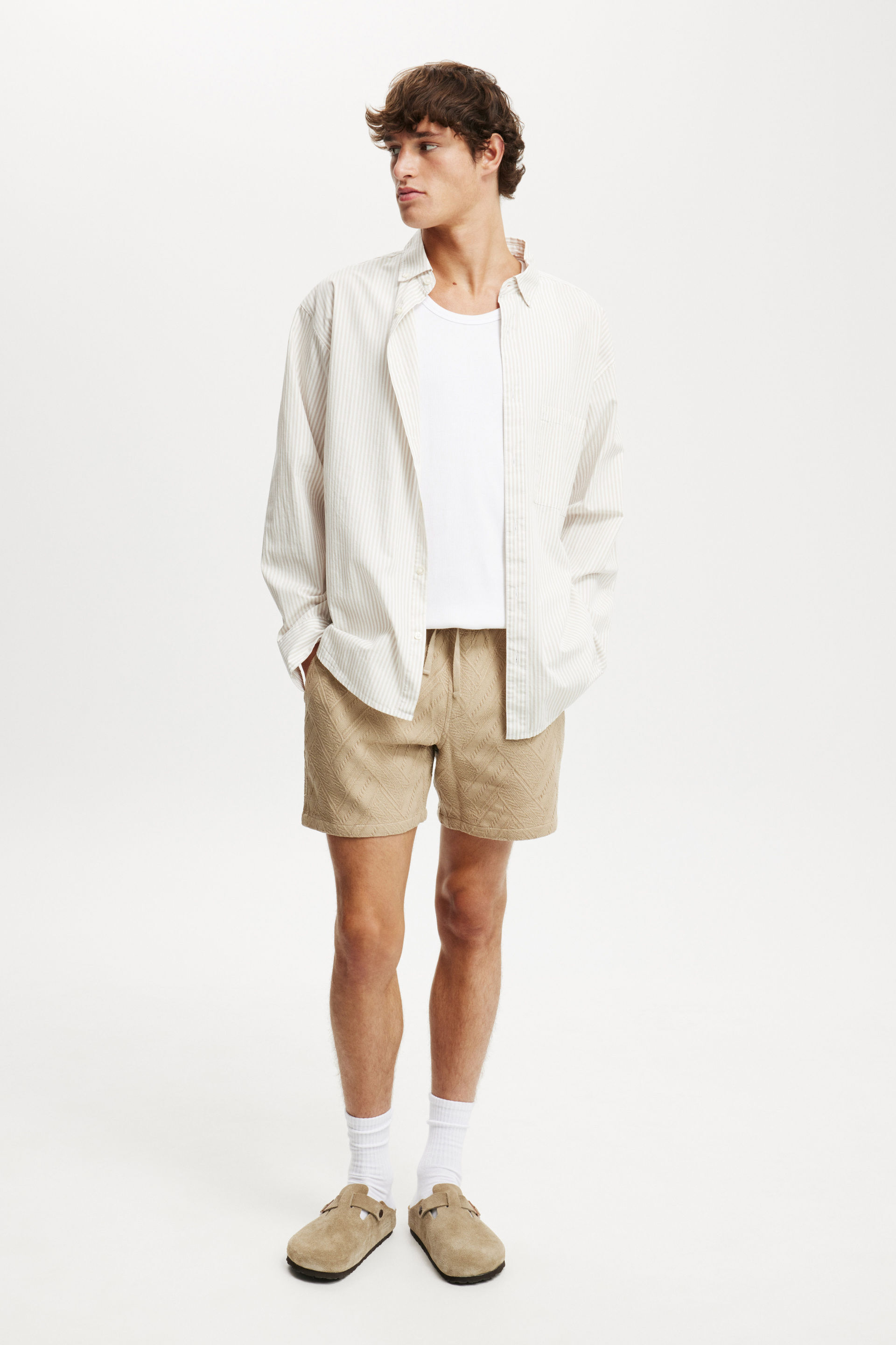 Elevated Easy Short taupe herringbone