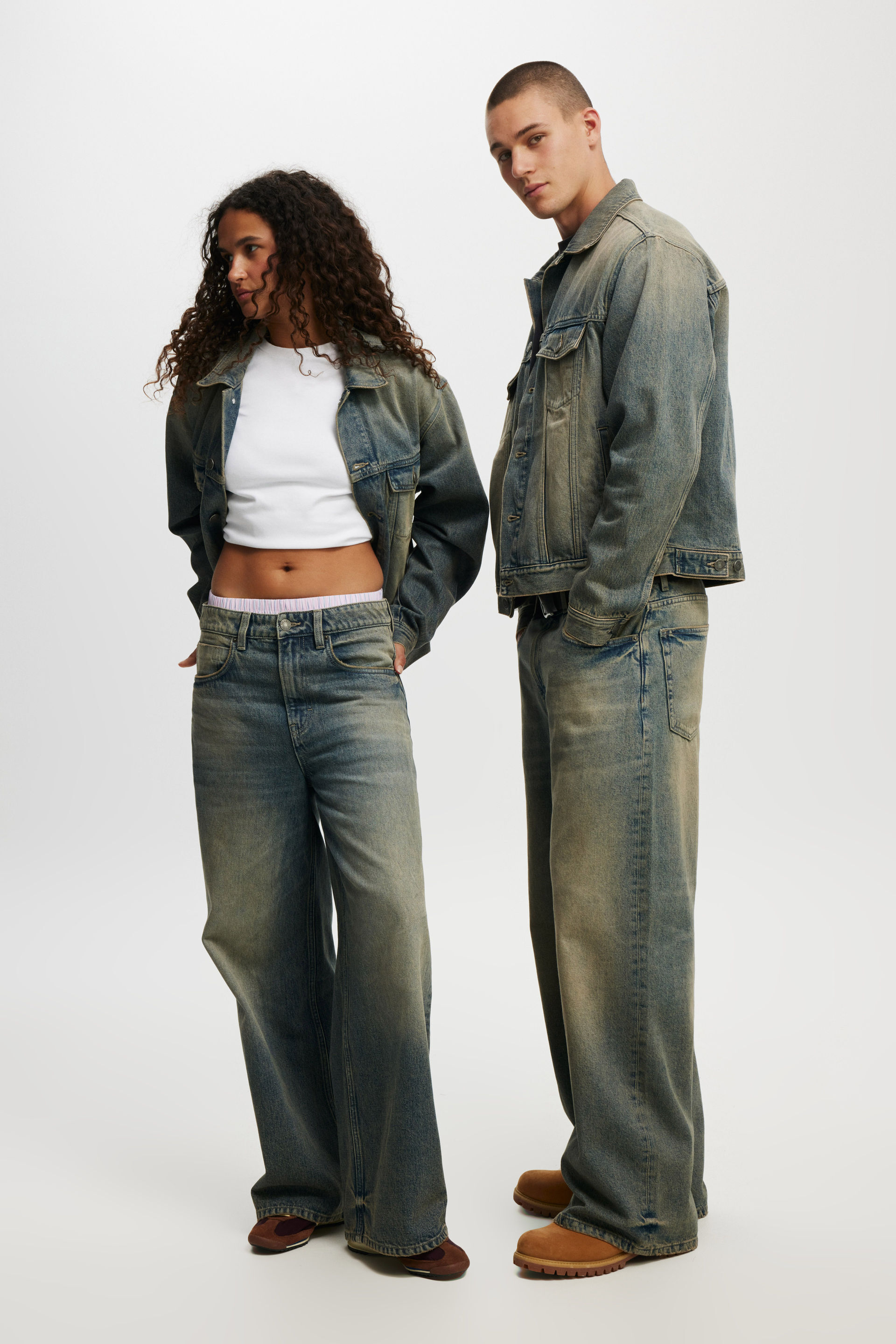 6300-oversized-trucker-jacket-sandstorm-blue-1.webp