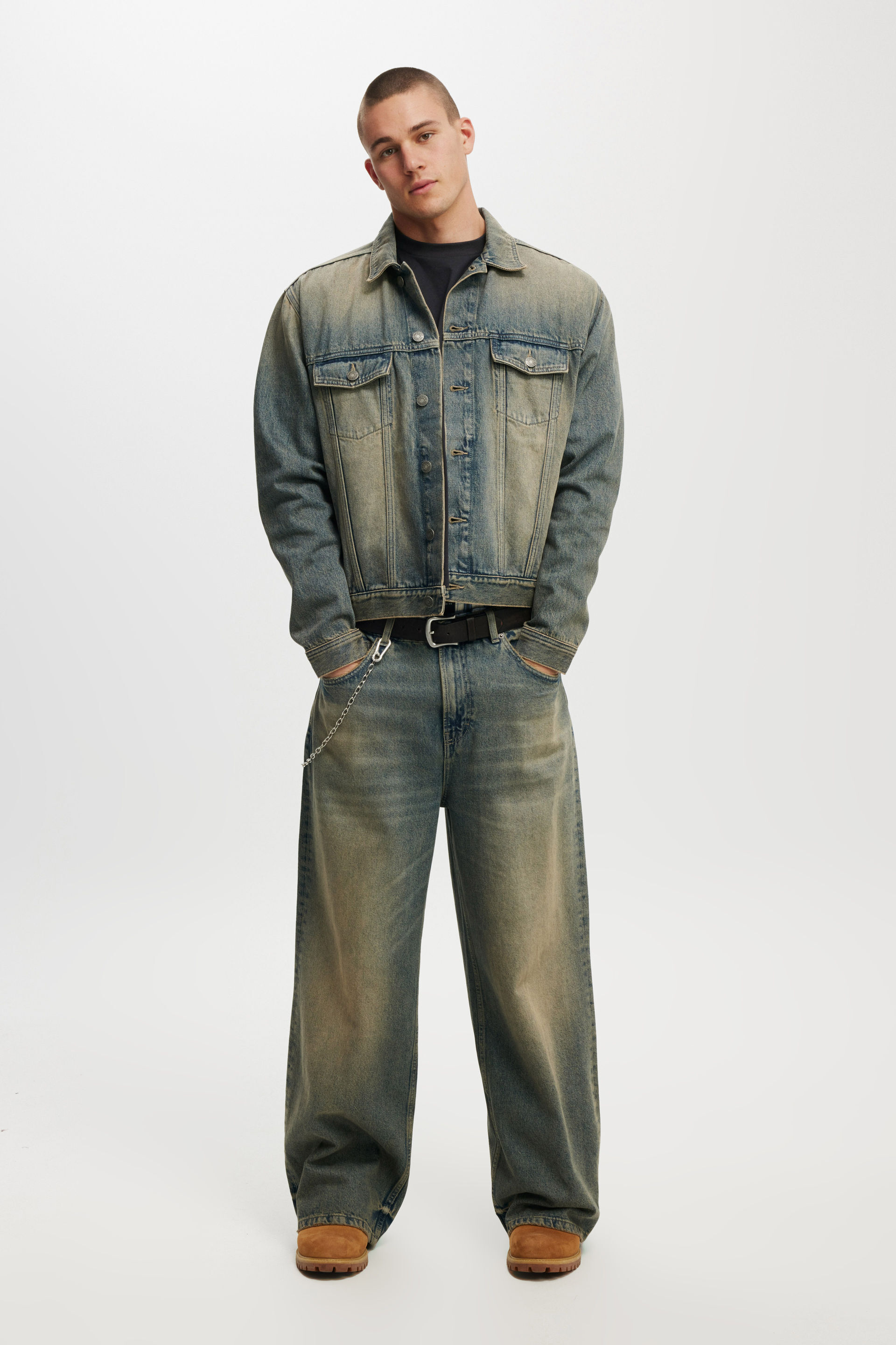 6300-oversized-trucker-jacket-sandstorm-blue-1.webp