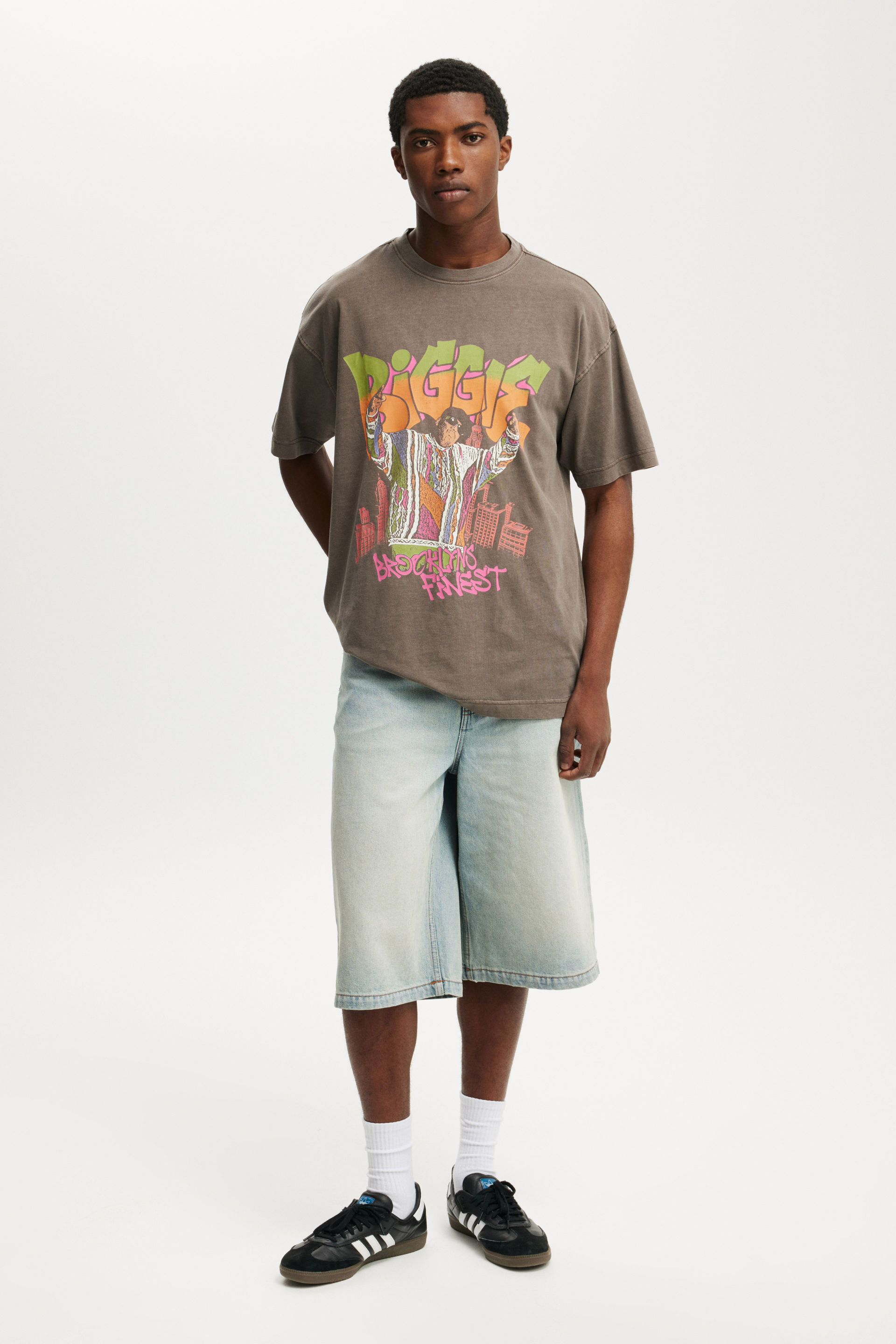 6357-biggie-box-fit-t-shirt-lcn-mt-washed-chocolate-biggie-smalls-bro-1.jpg
