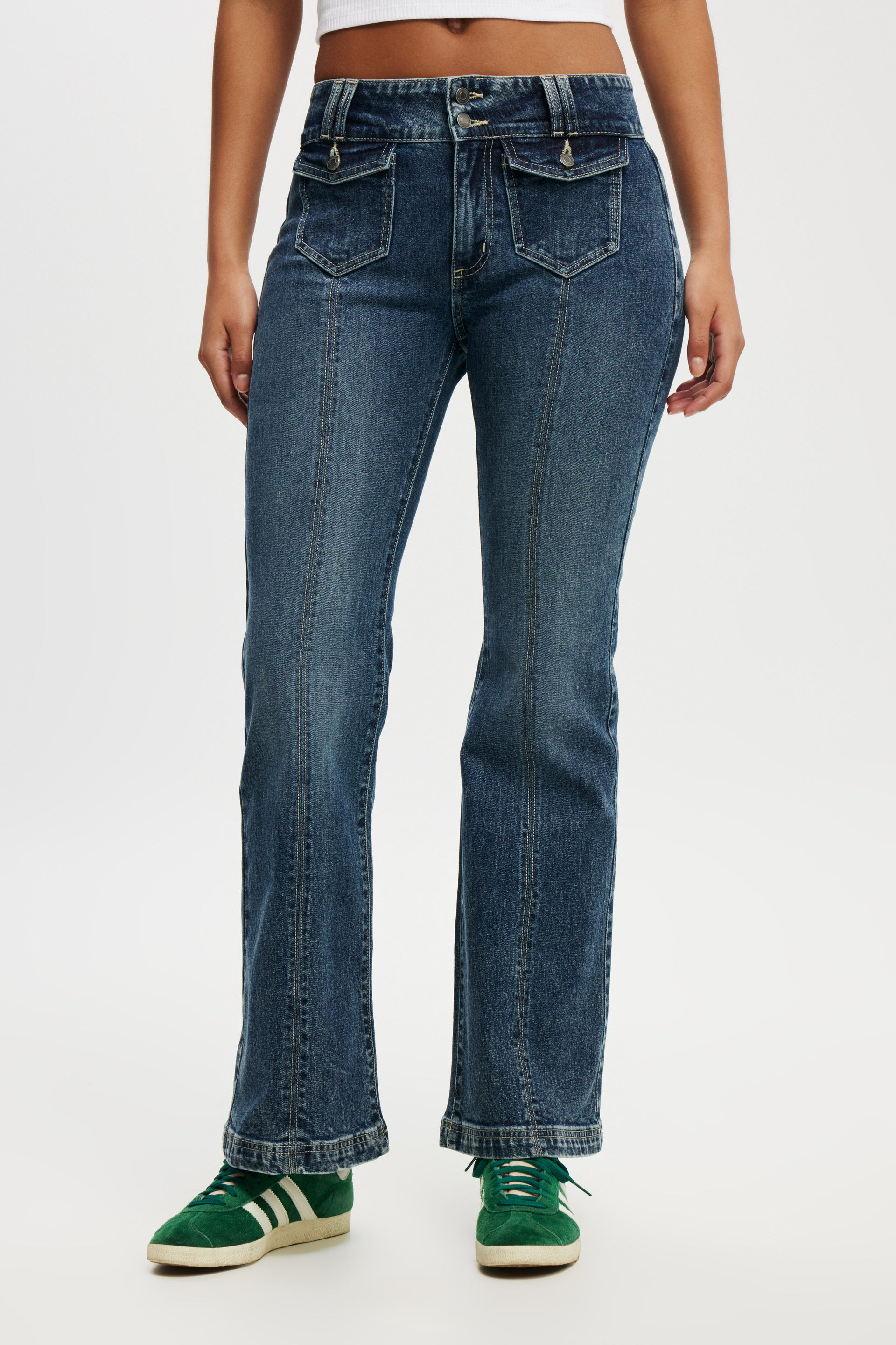 665-stretch-bootcut-flare-jean-deepwater-blue-pockets-1.jpg