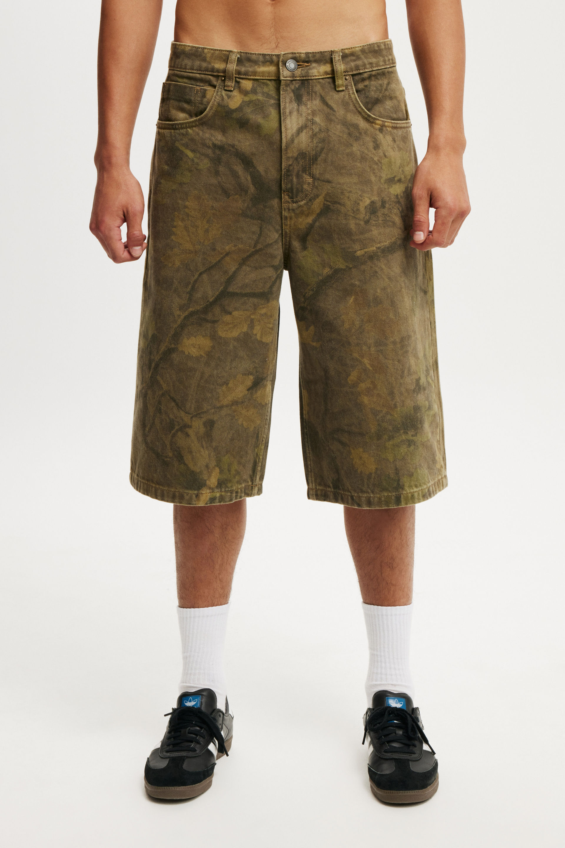 6679-super-baggy-jort-tree-camo-1.jpg
