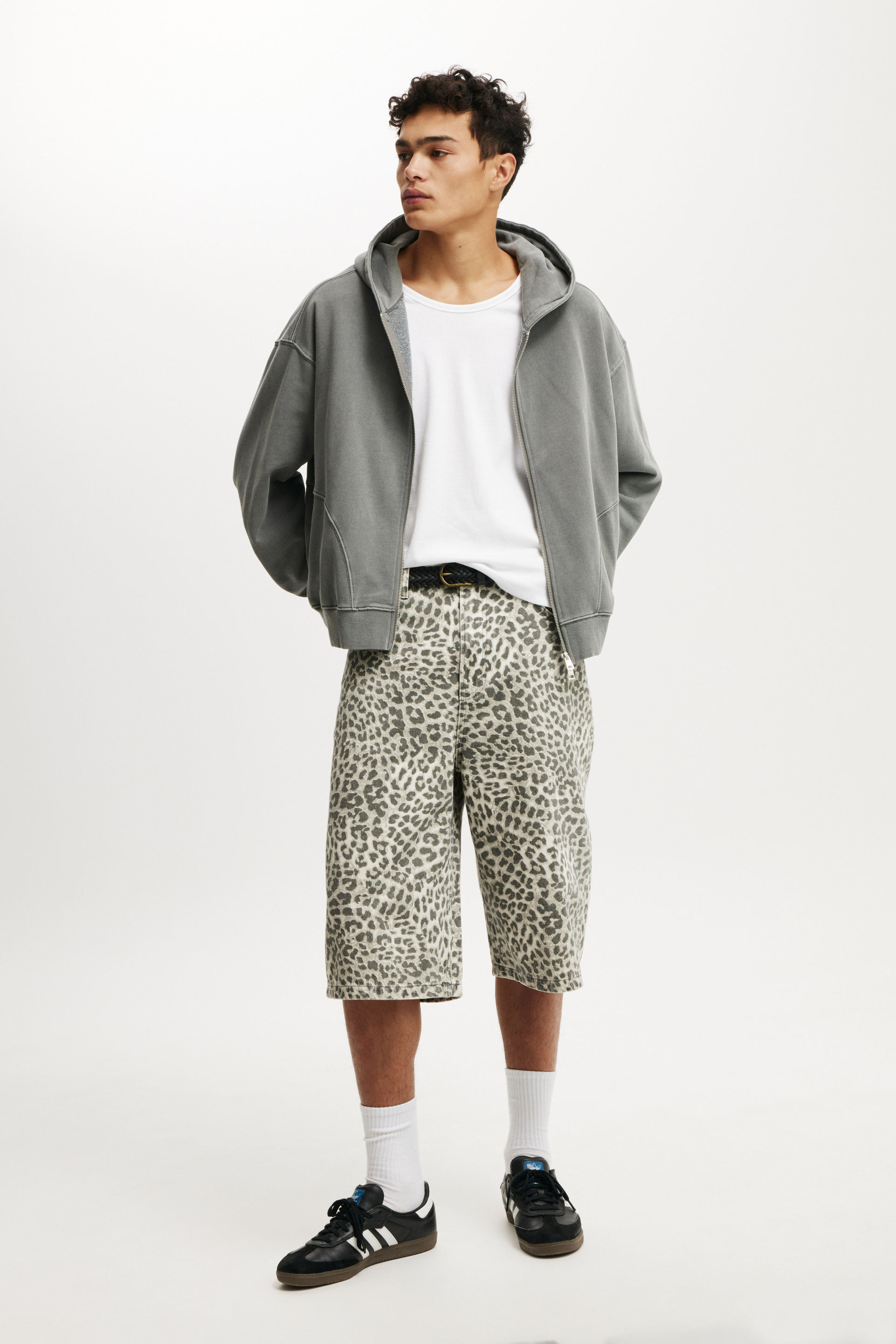 Super Baggy Jort textured leopard