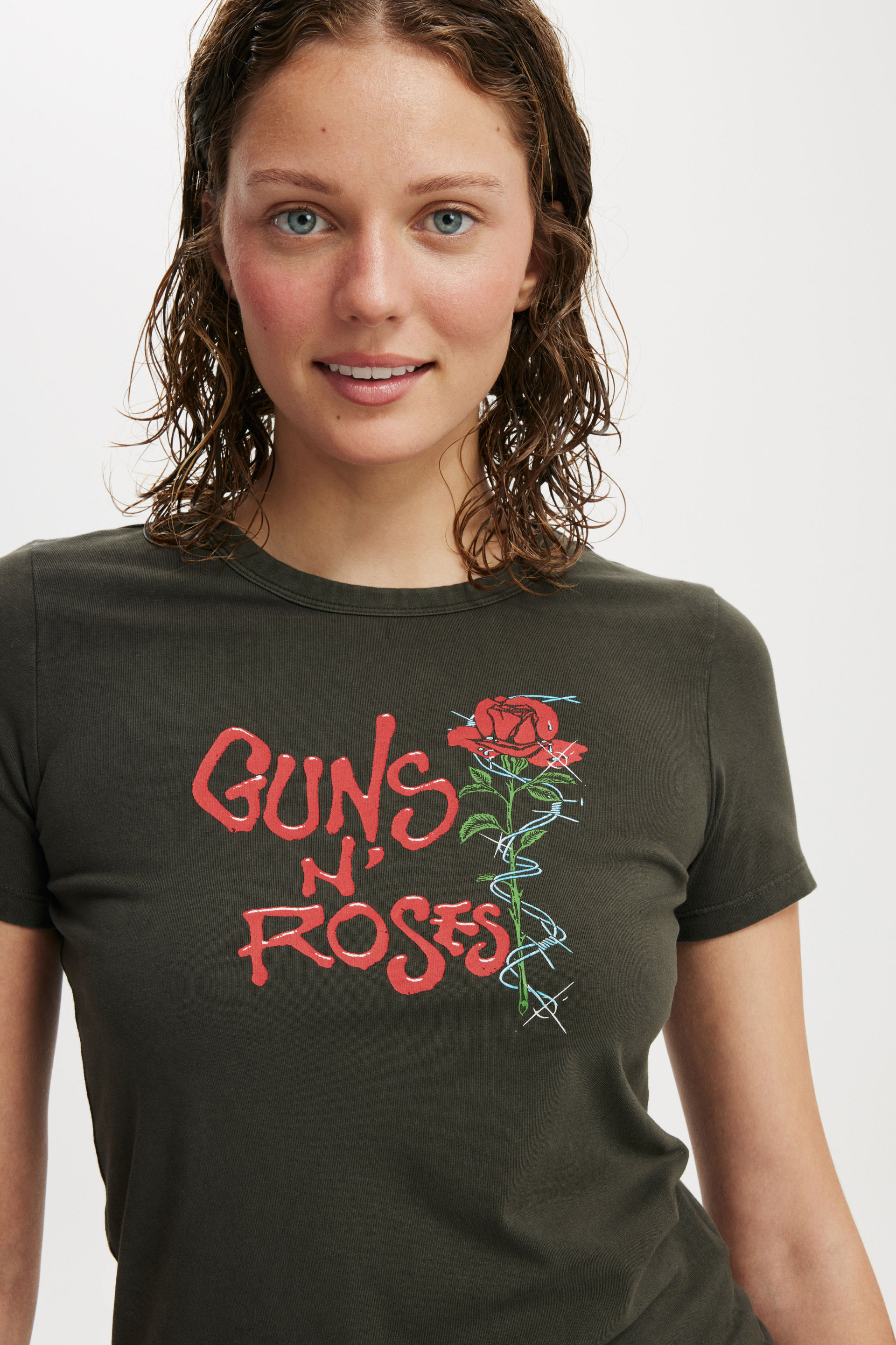 682-guns-n-roses-fitted-longline-tee-lcn-br-guns-n-roses-barbwire-rose-washed-bl-1.jpg