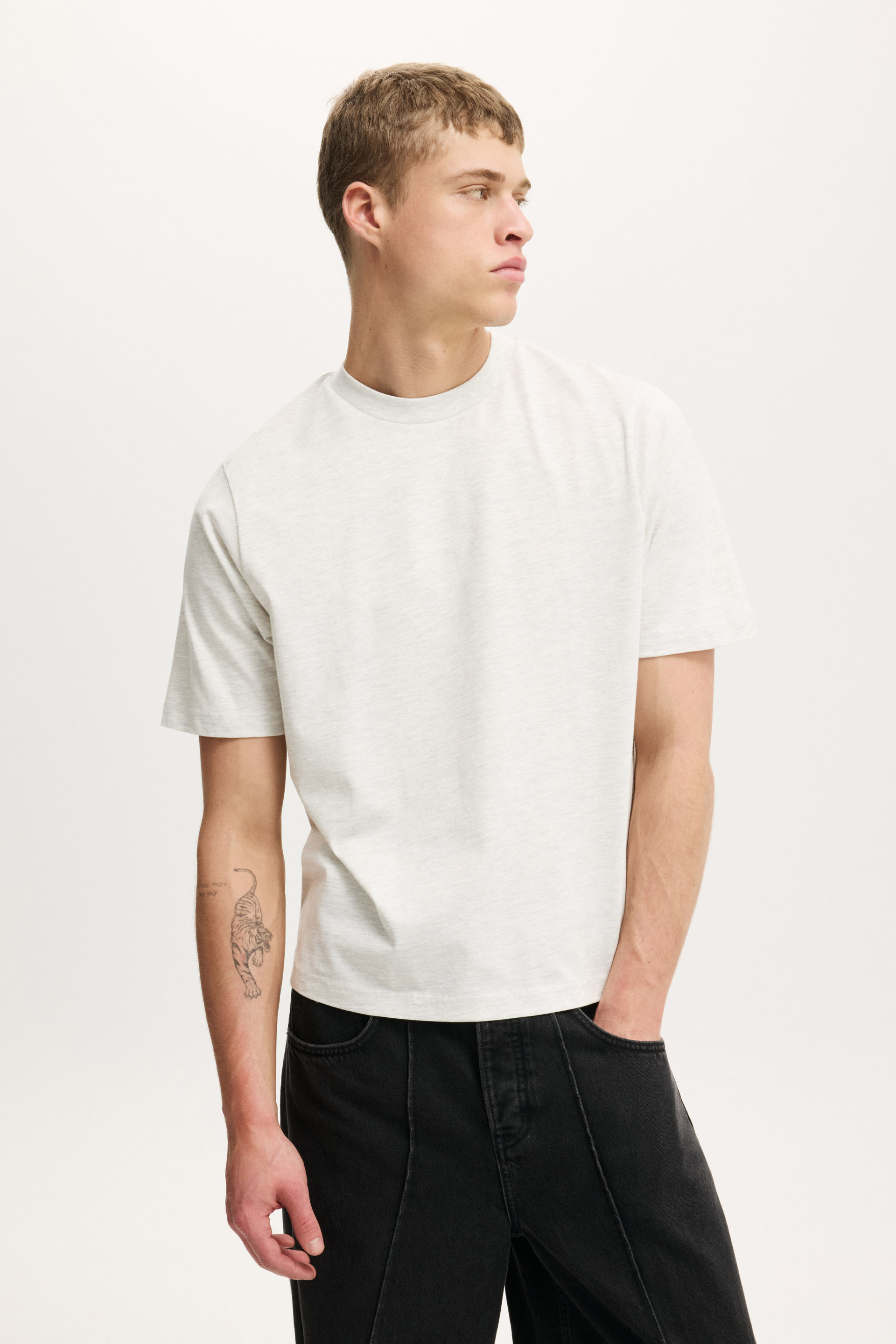 Cropped Fit T-Shirt white marle