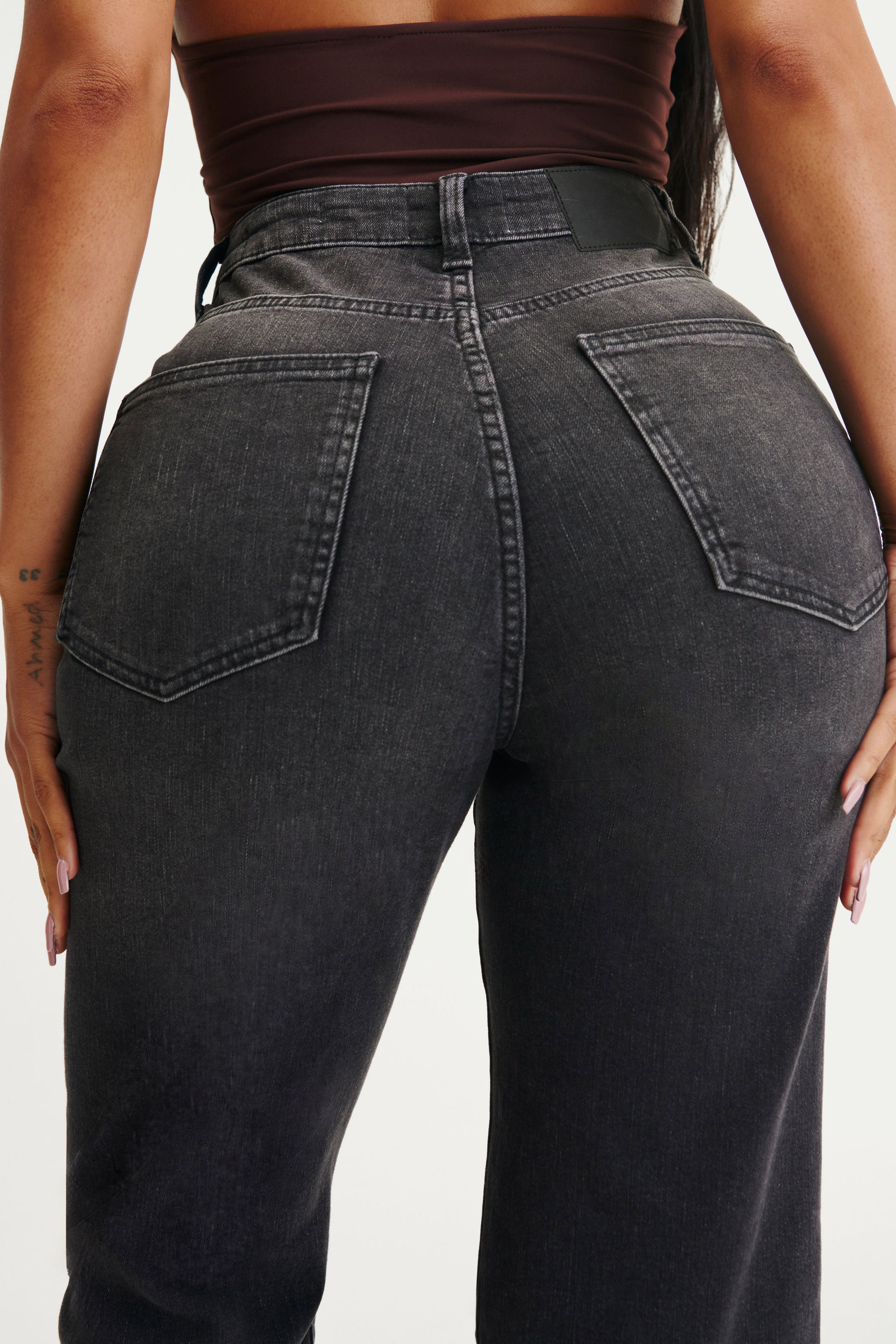 733-curvy-stretch-straight-jean-graphite-black-1.jpg