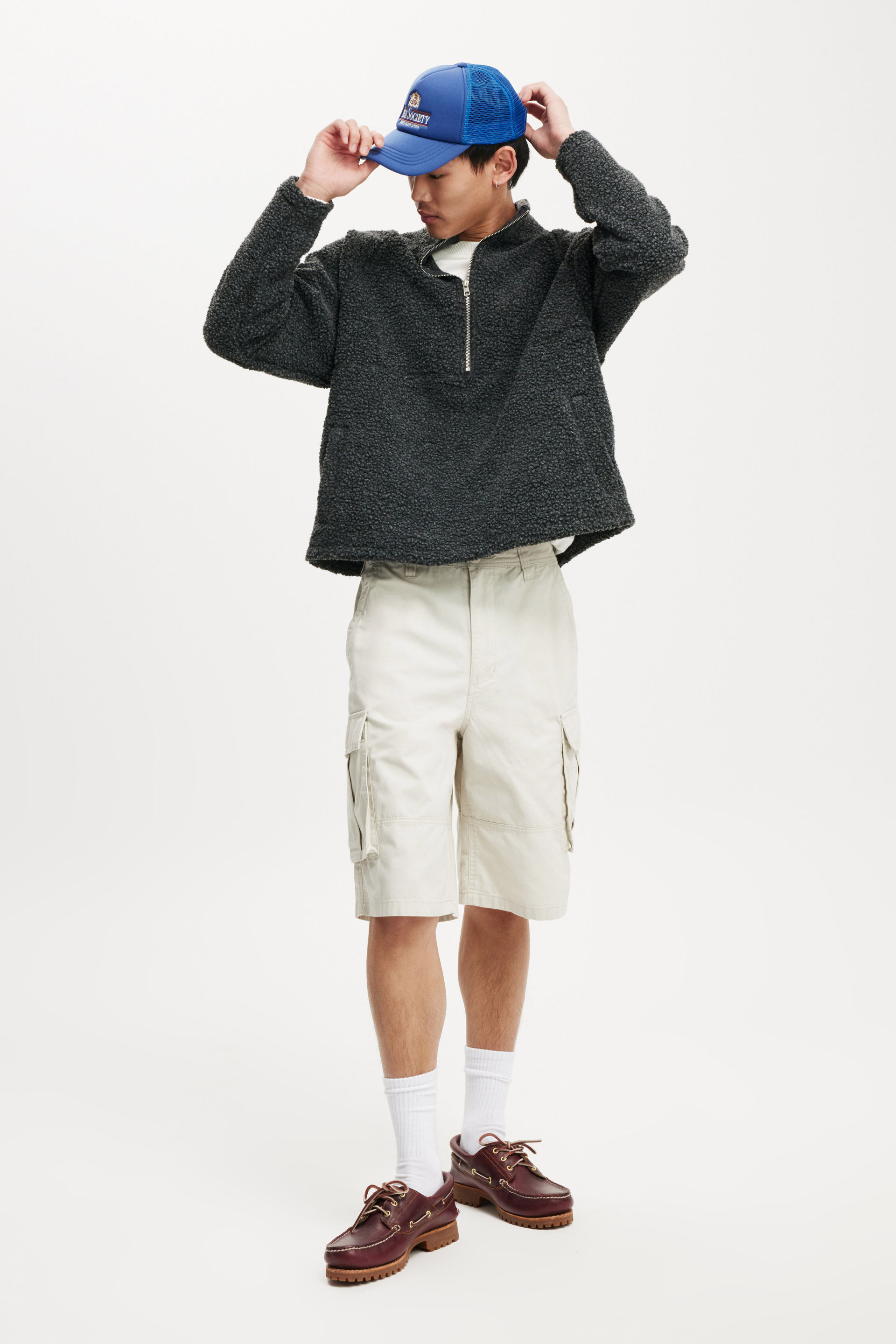 7332-baggy-cargo-short-stone-twill-1.jpg