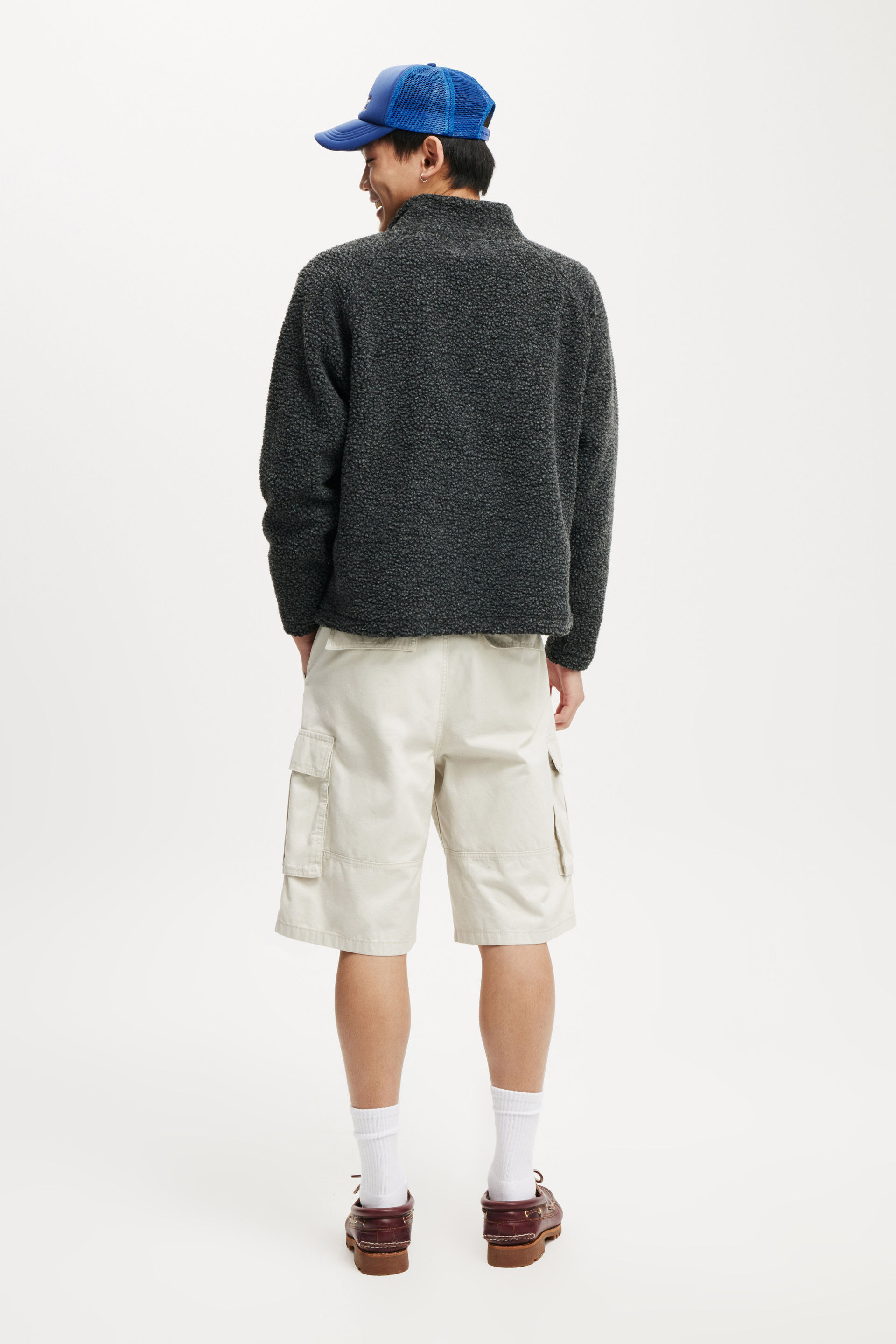 7332-baggy-cargo-short-stone-twill-1.jpg