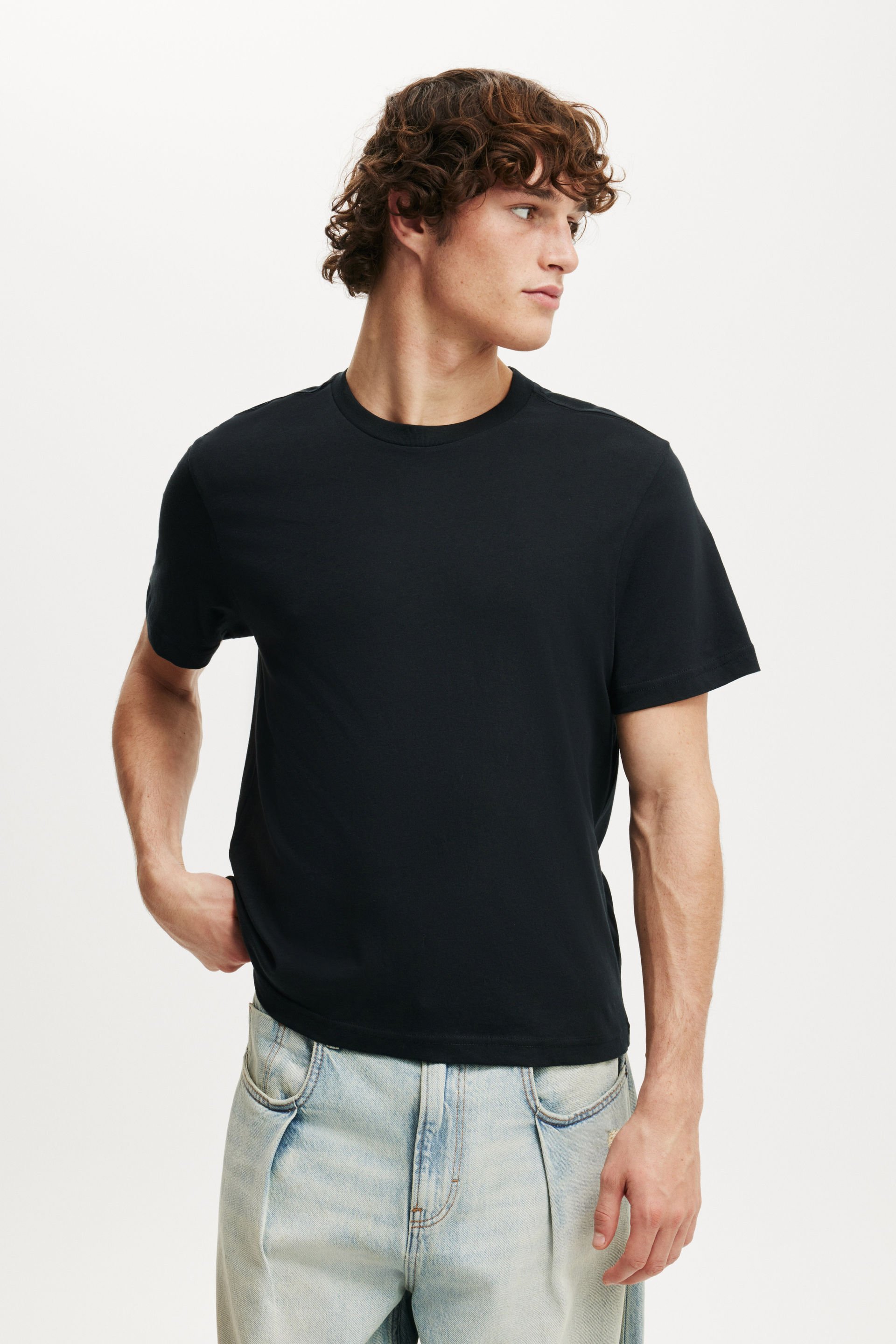 Slim Fit T-Shirt black