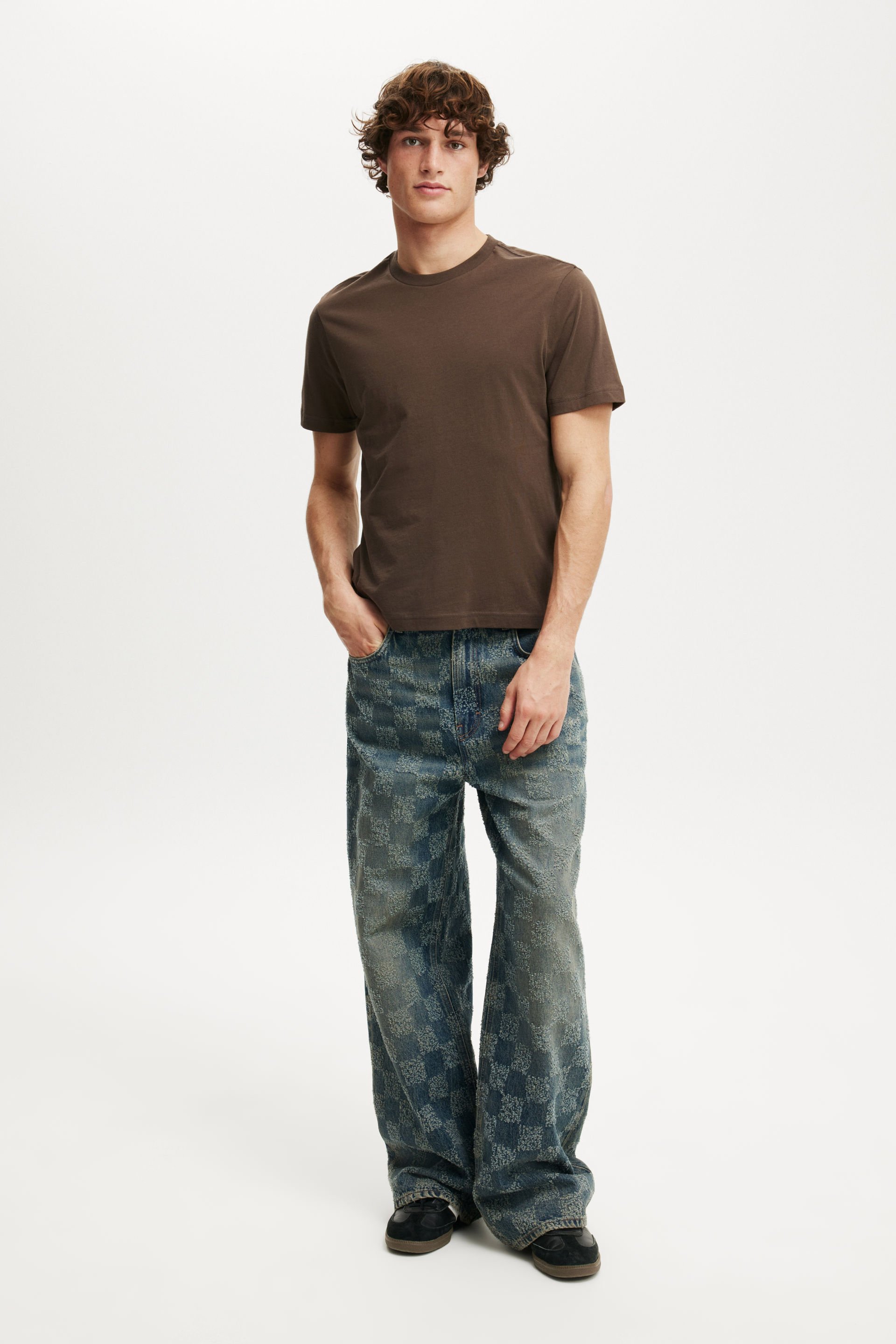 7386-slim-fit-t-shirt-ashen-brown-1.jpg
