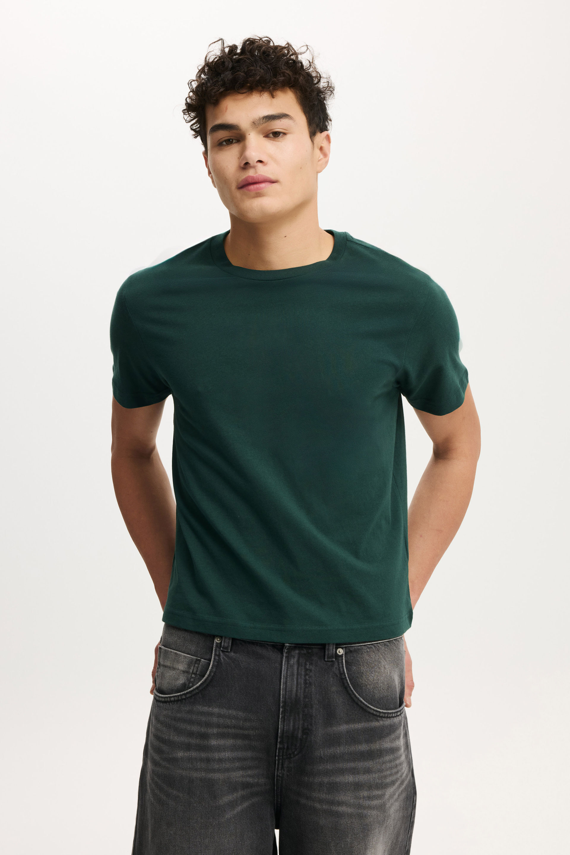 Slim Fit T-Shirt pineneedle green