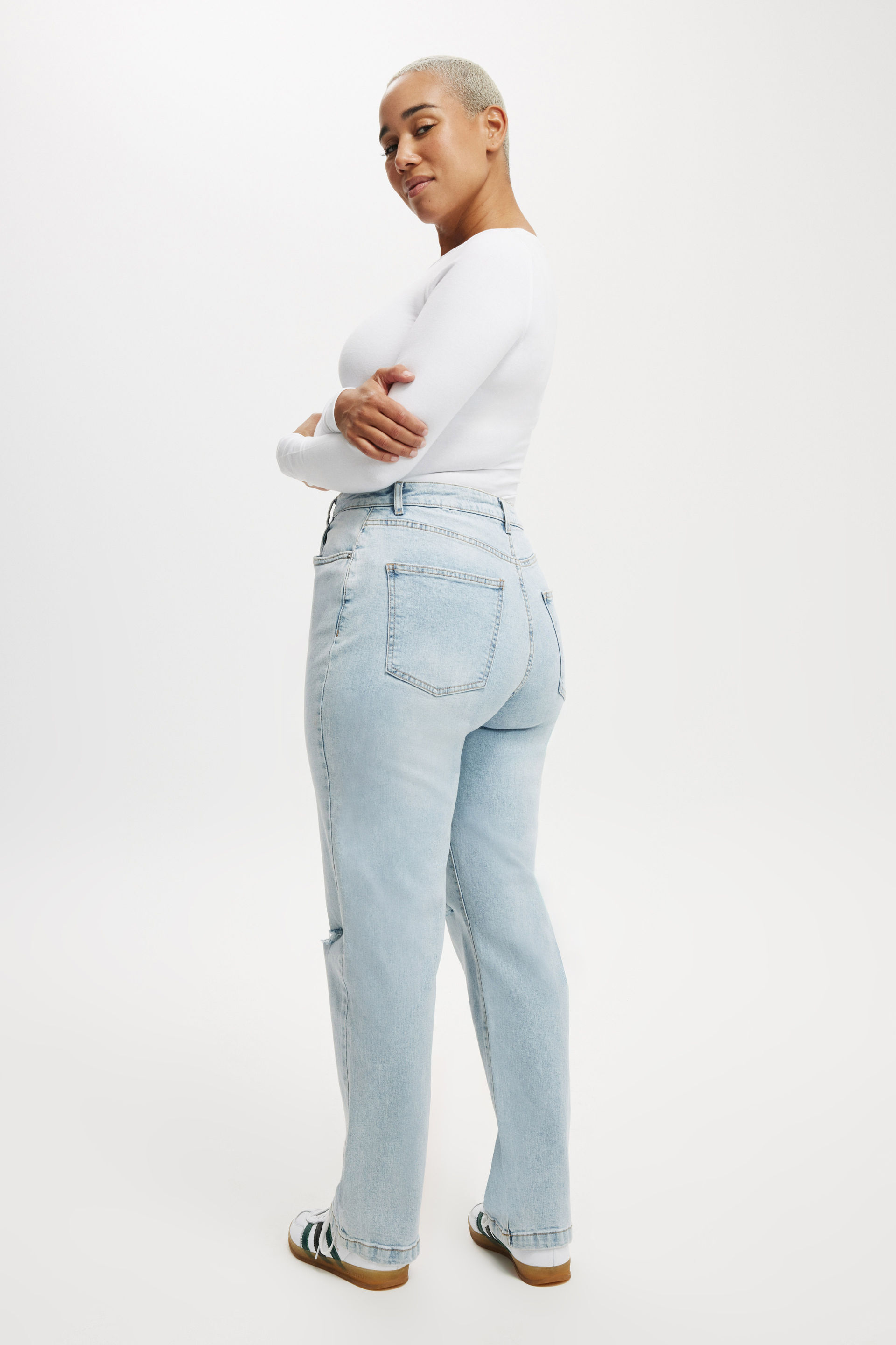 744-curvy-stretch-straight-jean-palm-blue-rip-1.jpg