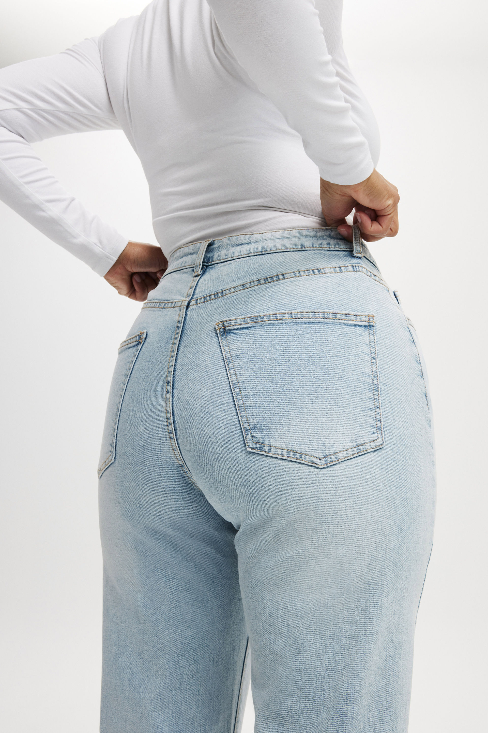 744-curvy-stretch-straight-jean-palm-blue-rip-1.jpg