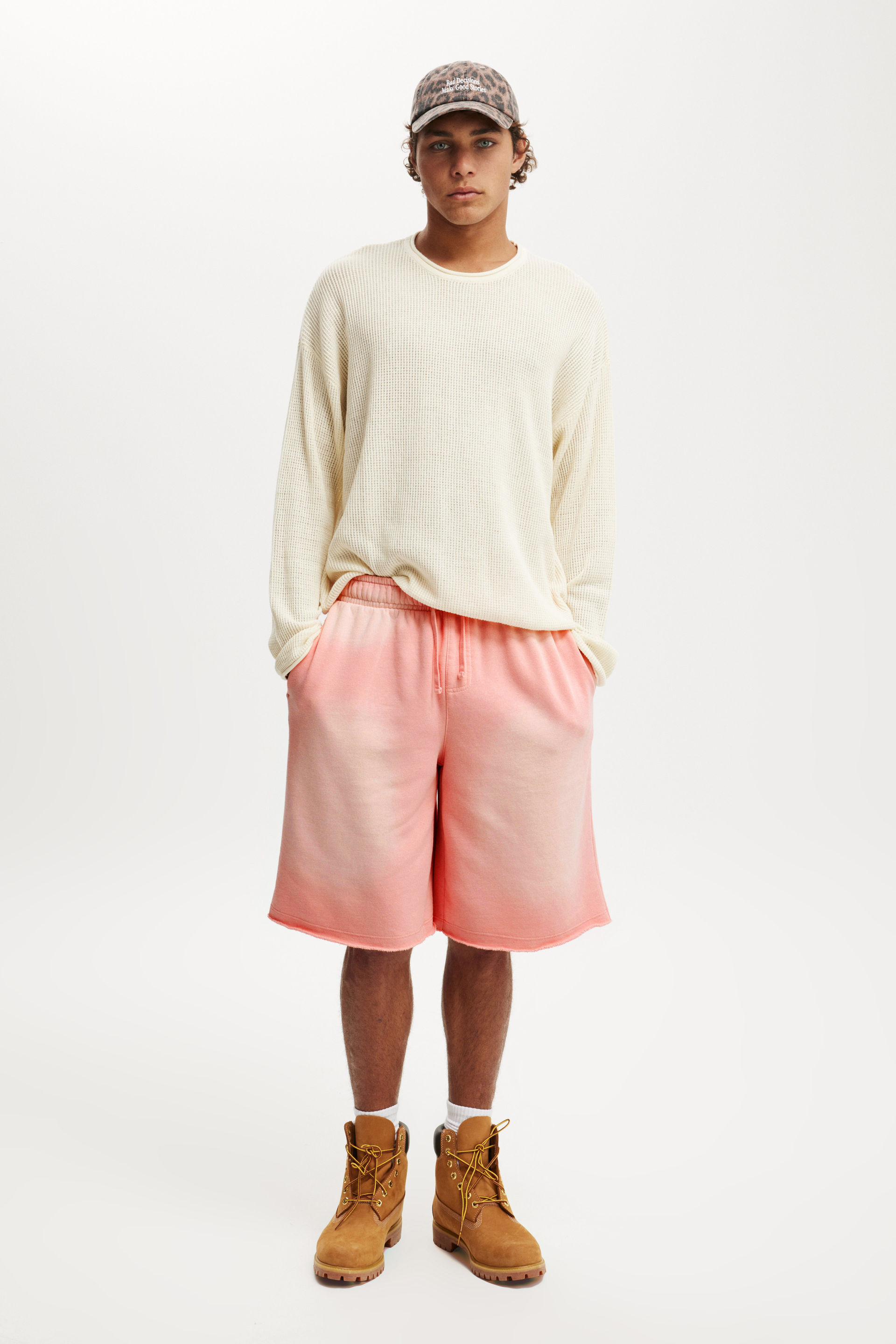 7442-super-baggy-fleece-short-melon-y2k-wash-1.jpg