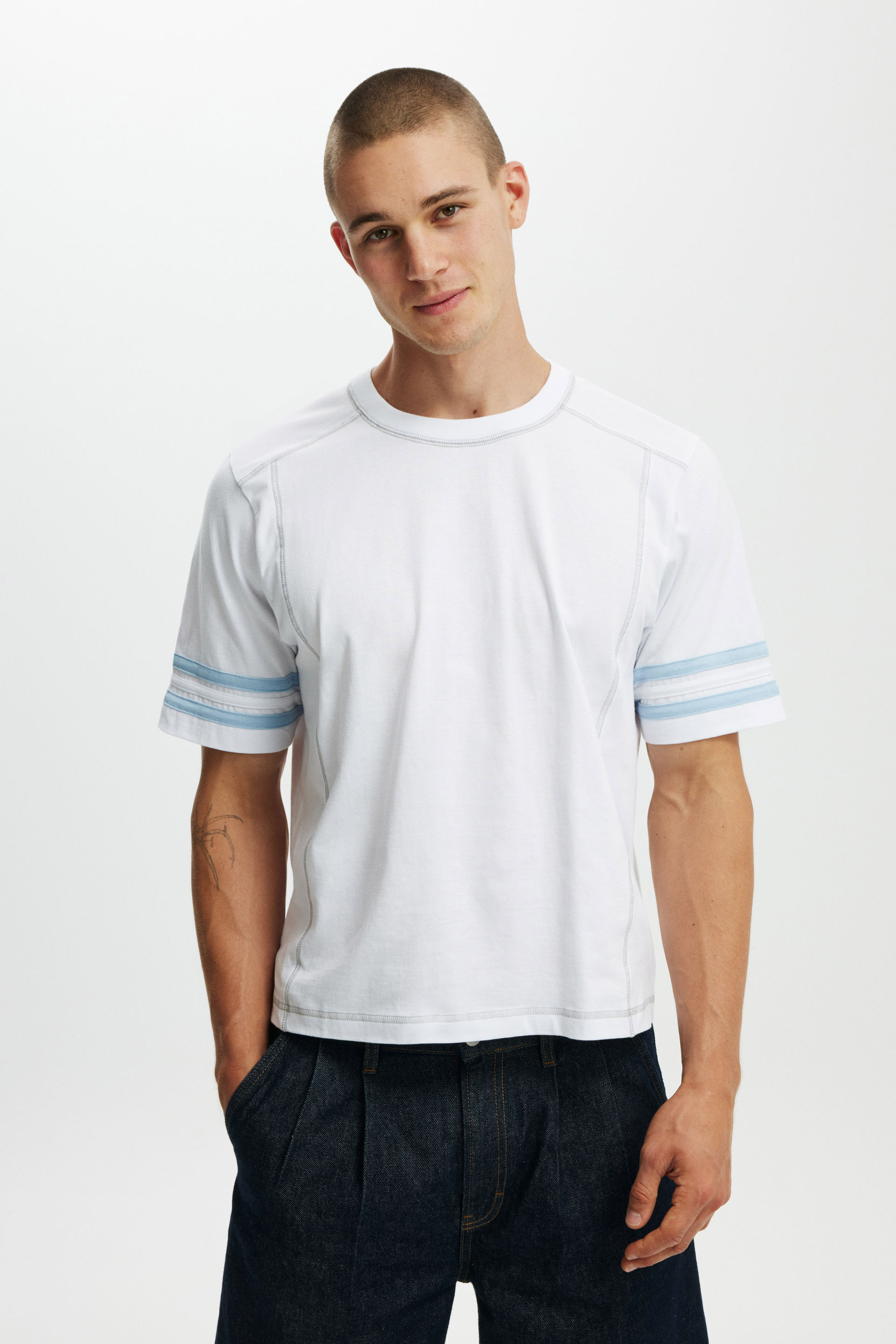 7531-cropped-fit-panel-t-shirt-white-1.jpg