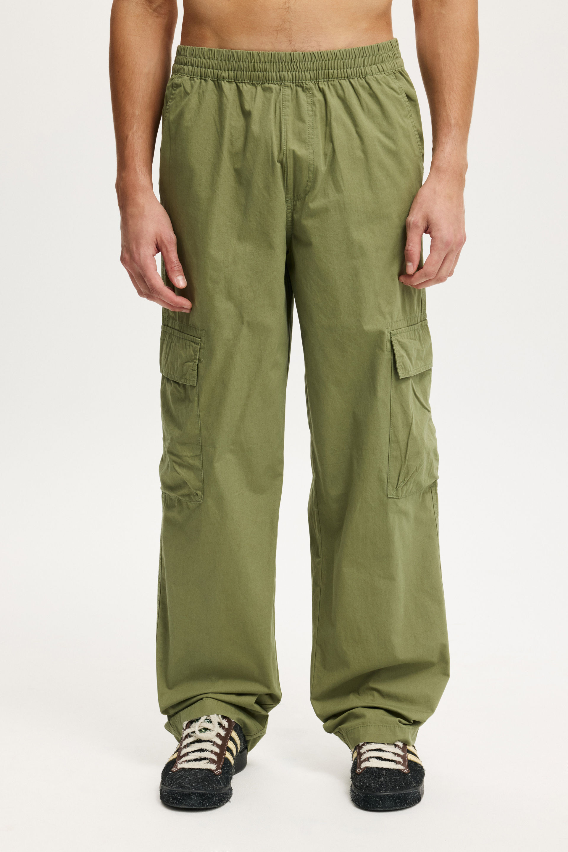 7566-knox-baggy-cargo-pant-forest-1.jpg
