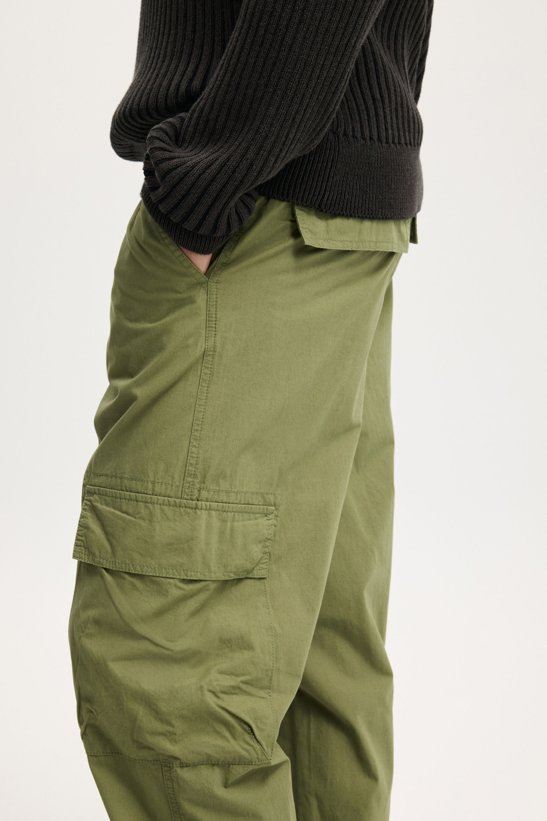 7566-knox-baggy-cargo-pant-forest-1.jpg