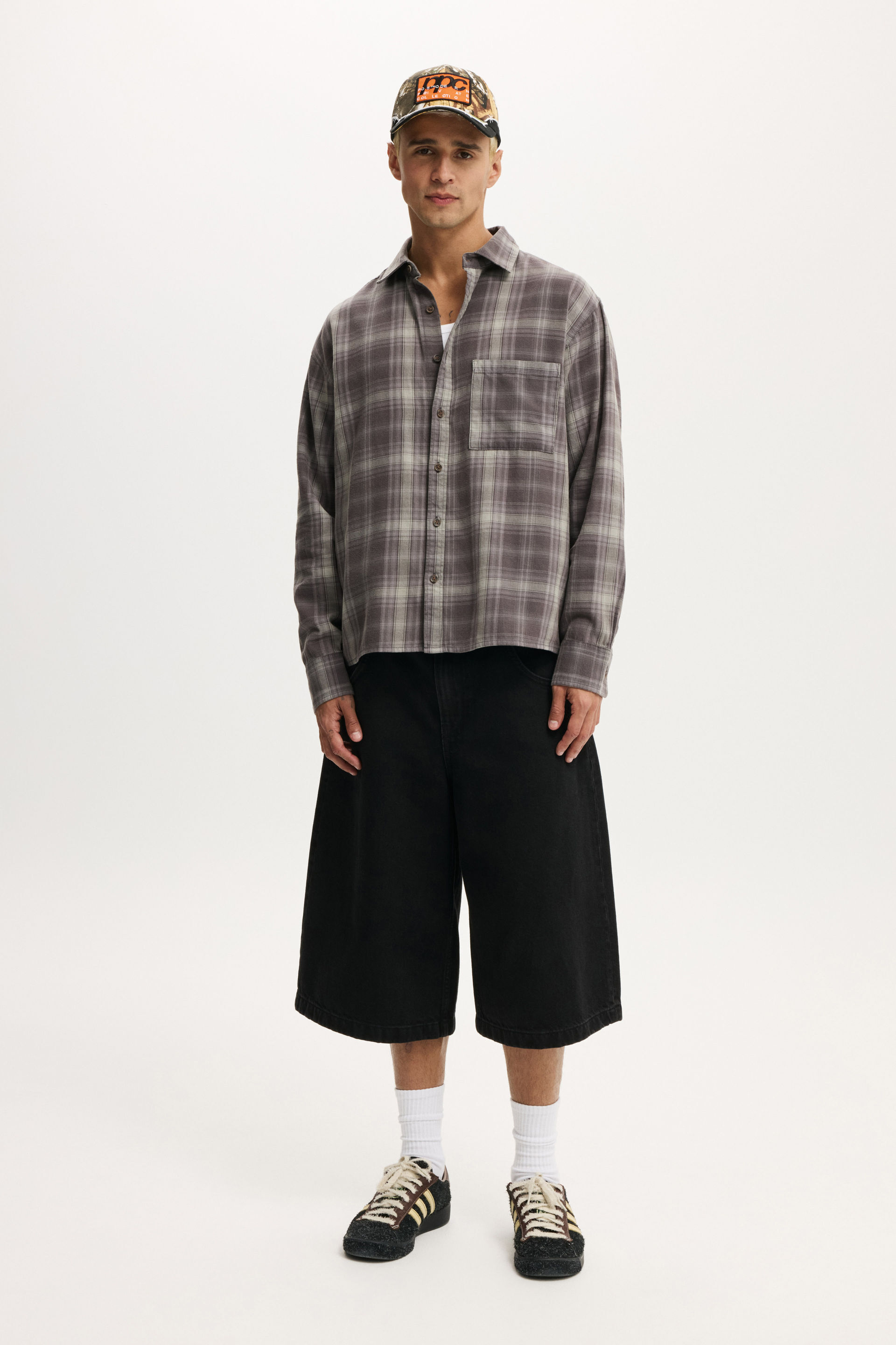 7614-tribeca-long-sleeve-shirt-charcoal-washed-check-1.jpg