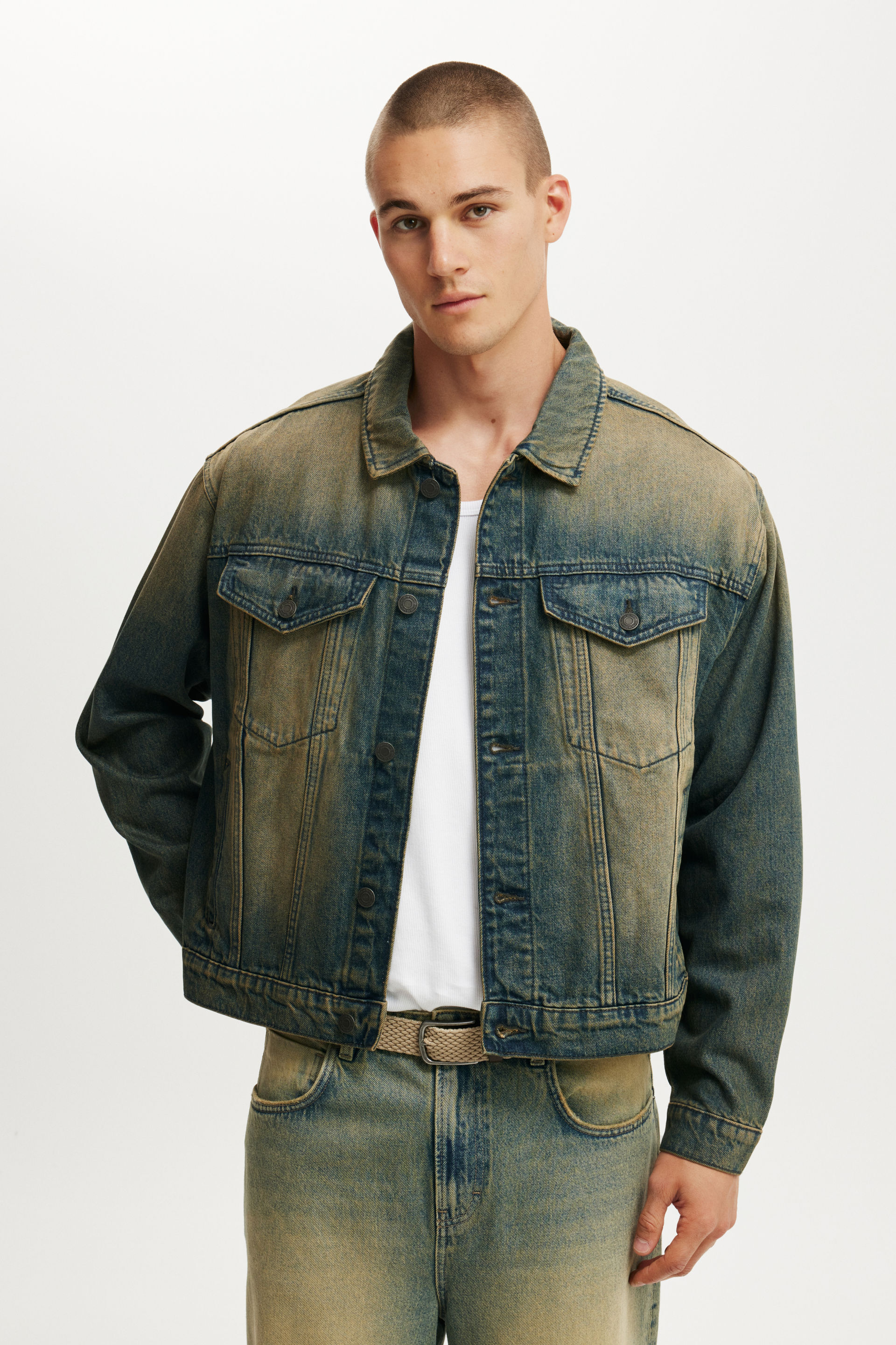 7662-denim-trucker-jacket-y2k-washed-blue-1.jpg