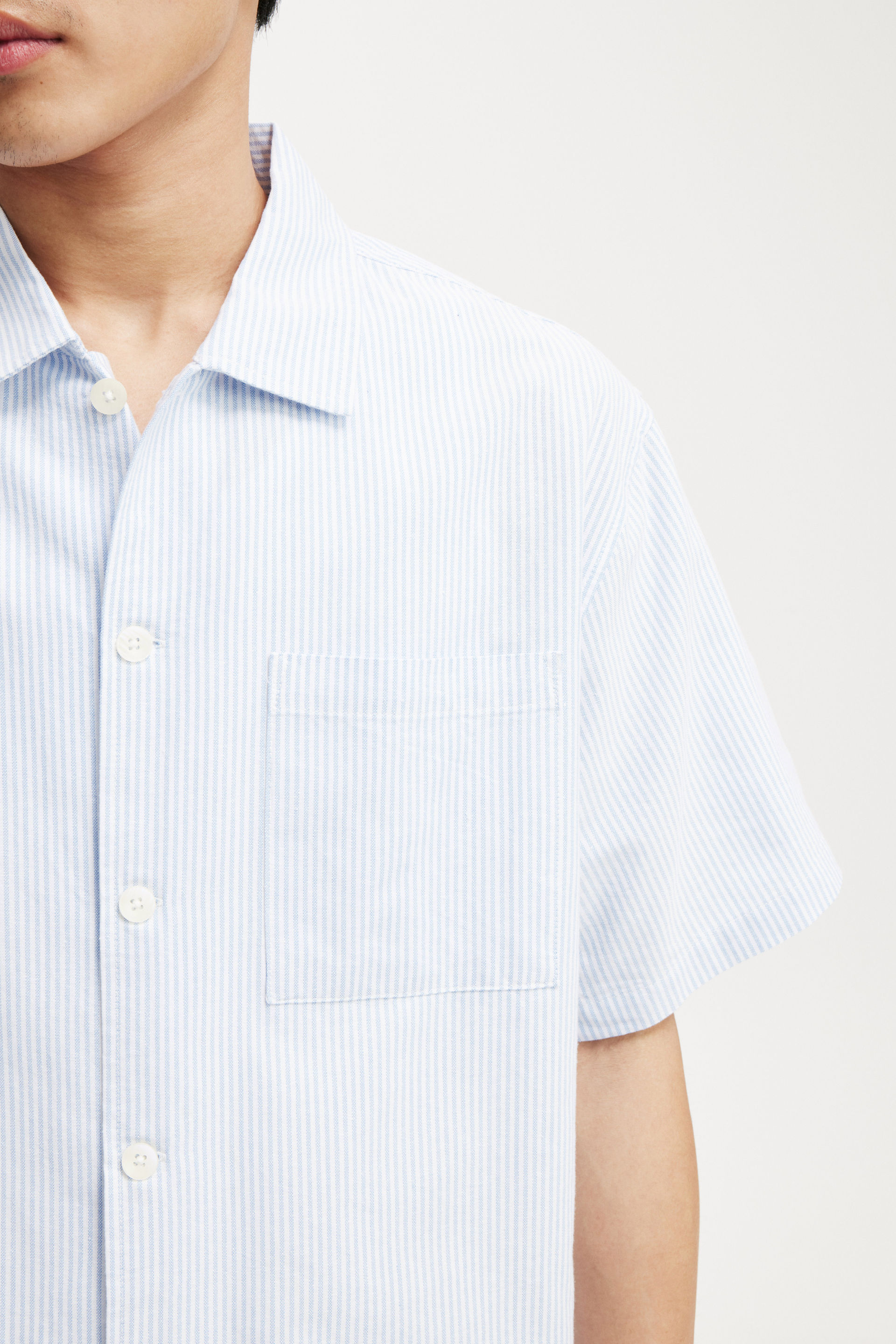 7698-ventura-short-sleeve-shirt-sky-blue-mini-stripe-1.jpg