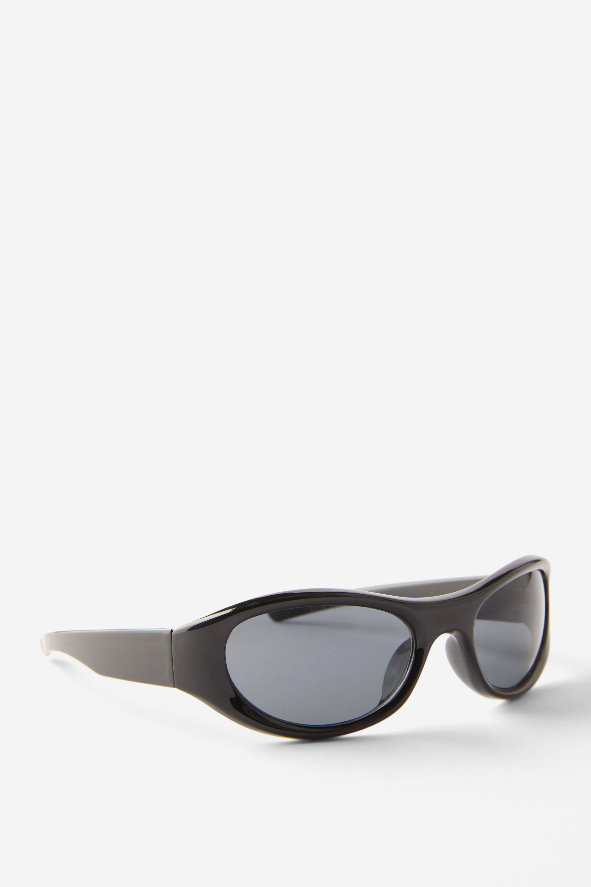 7766-drome-sunglasses-black-black-1.jpg