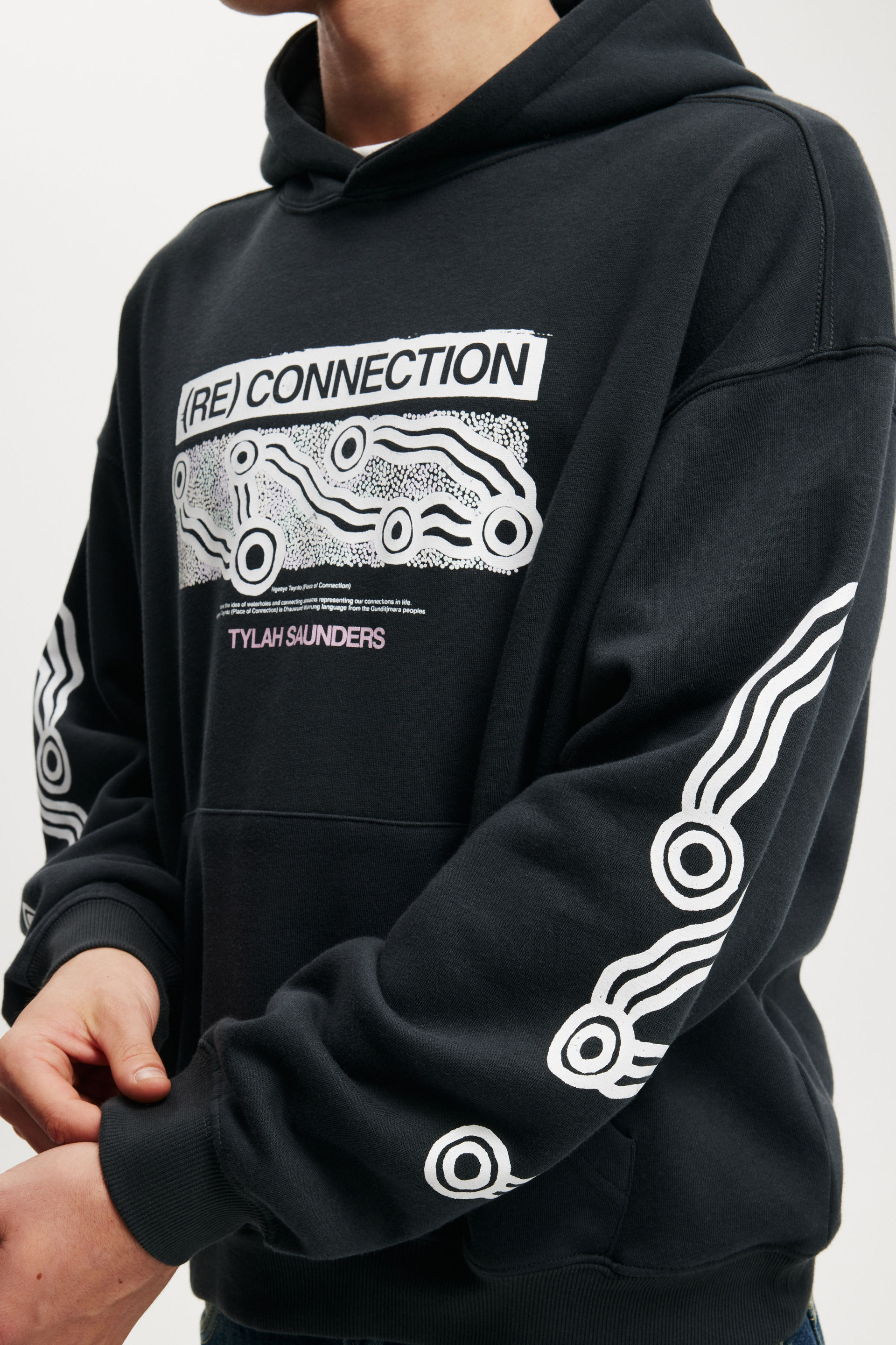 7773-tylah-saunders-box-fit-hoodie-lcn-bra-washed-black-place-of-connection-1.jpg