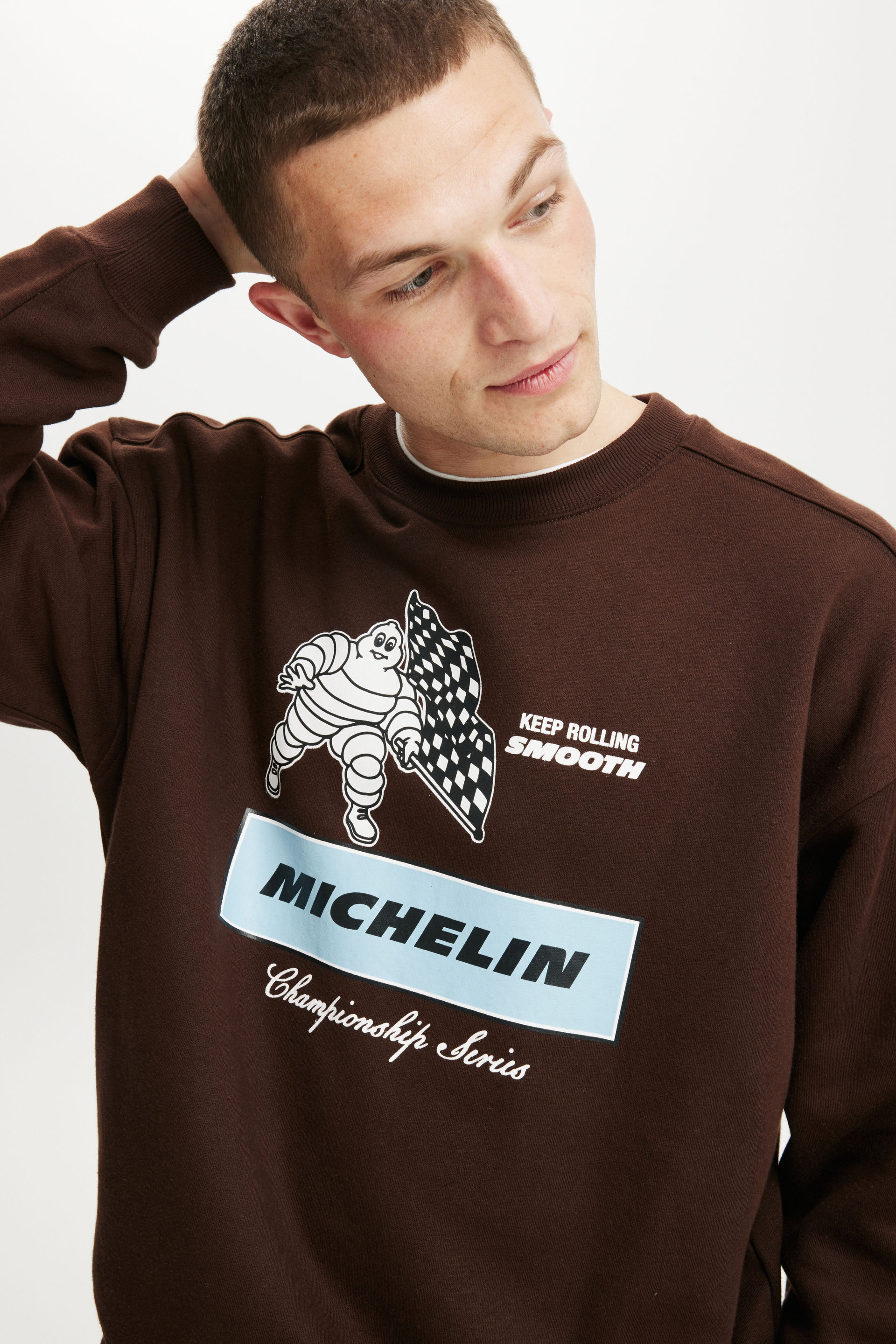7775-michelin-box-fit-crew-lcn-mic-dark-oak-michelin-championshi-1.jpg
